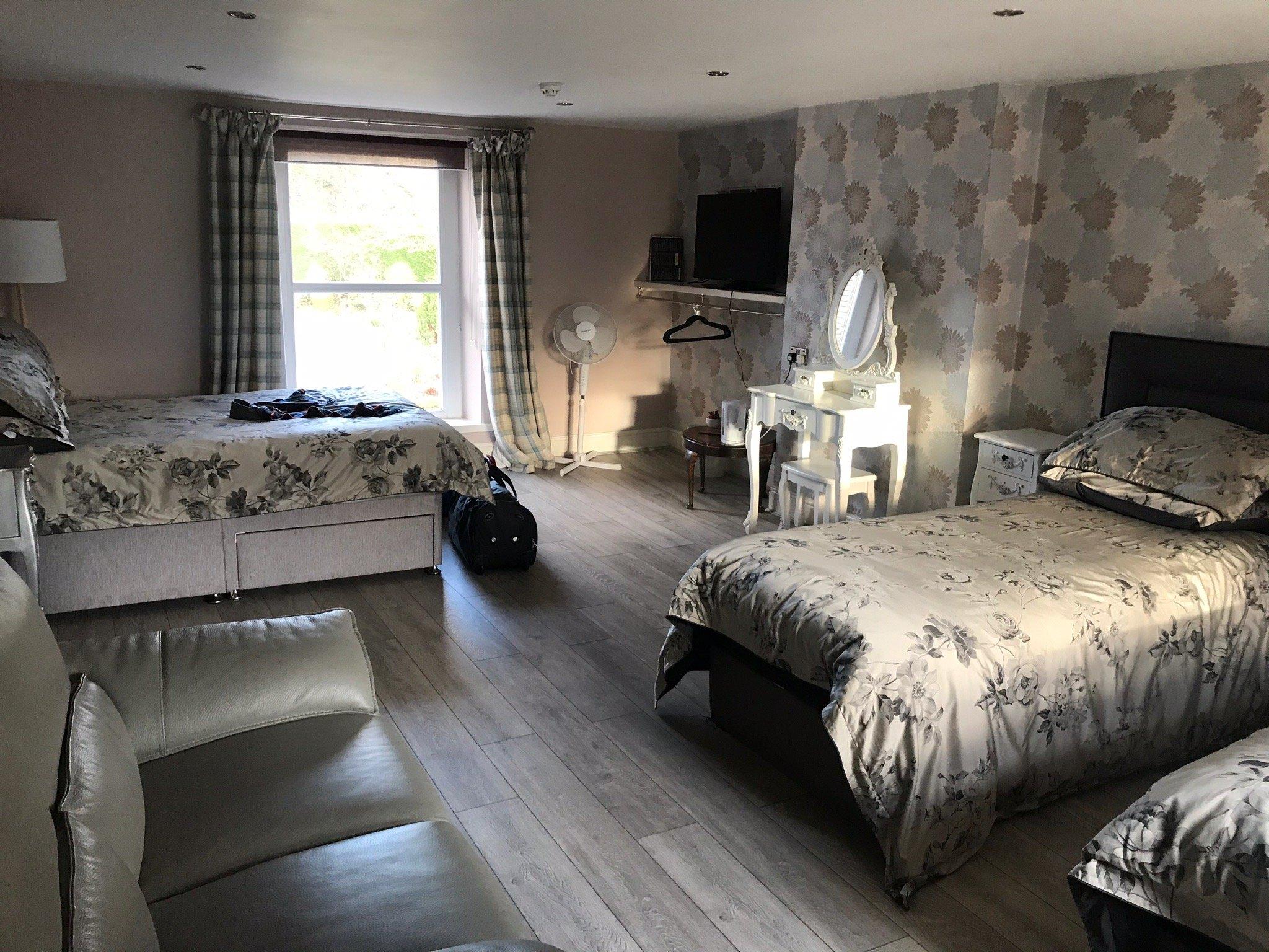 Photo by johnsQ3610VJ