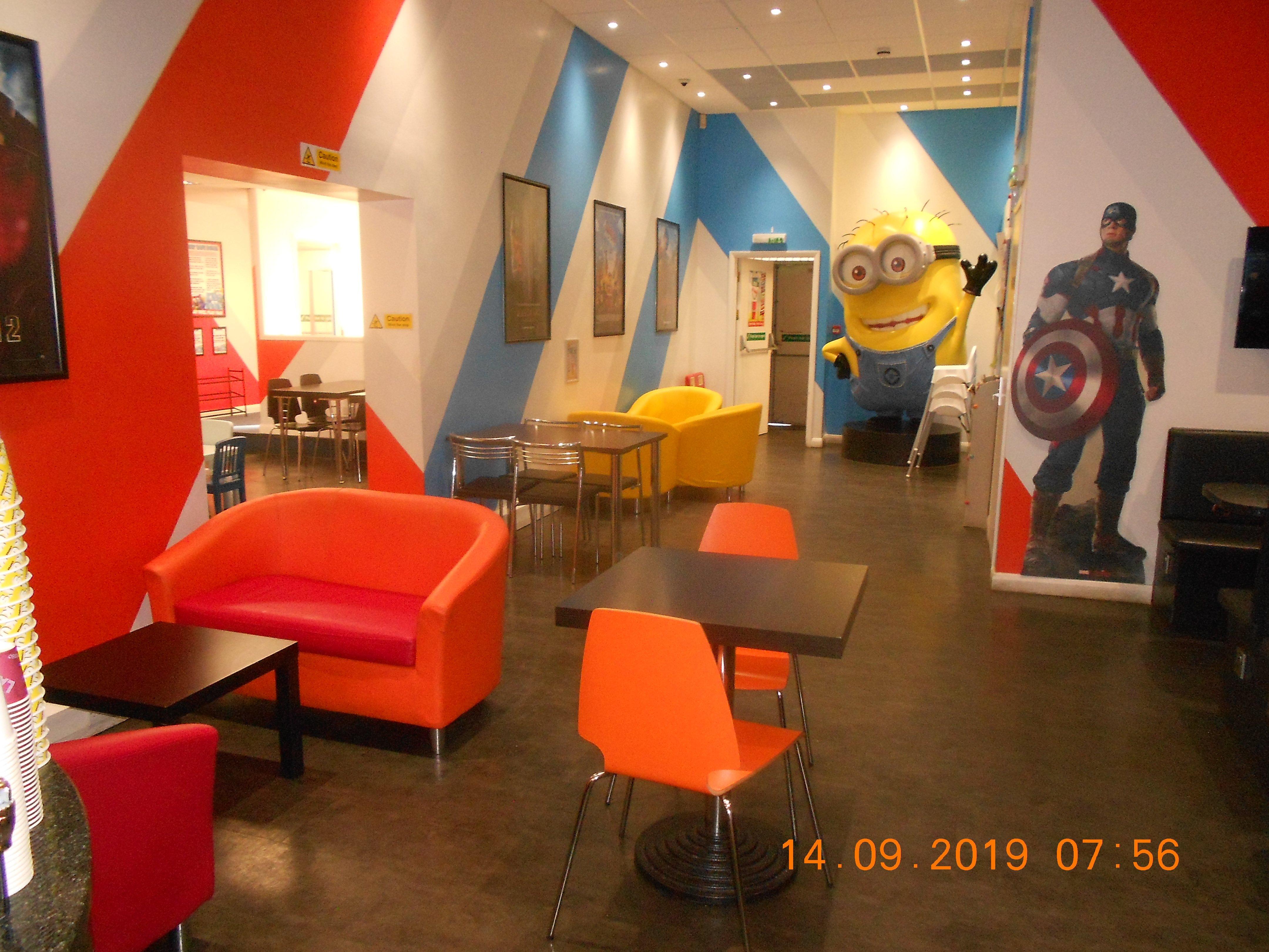 Kuni's Coffee & Comics