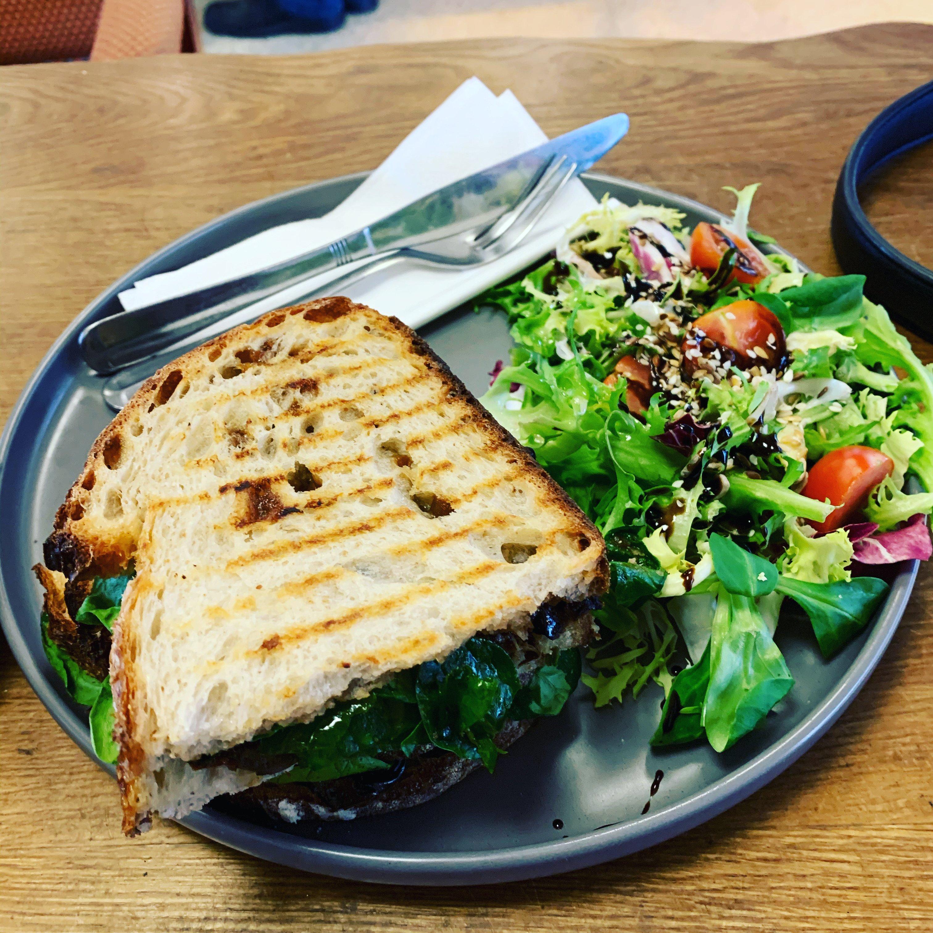 Storky Coffee & Juice Bar