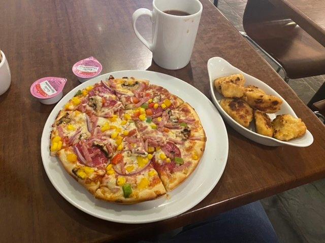 Pizza Pioneer & Cafe Bar