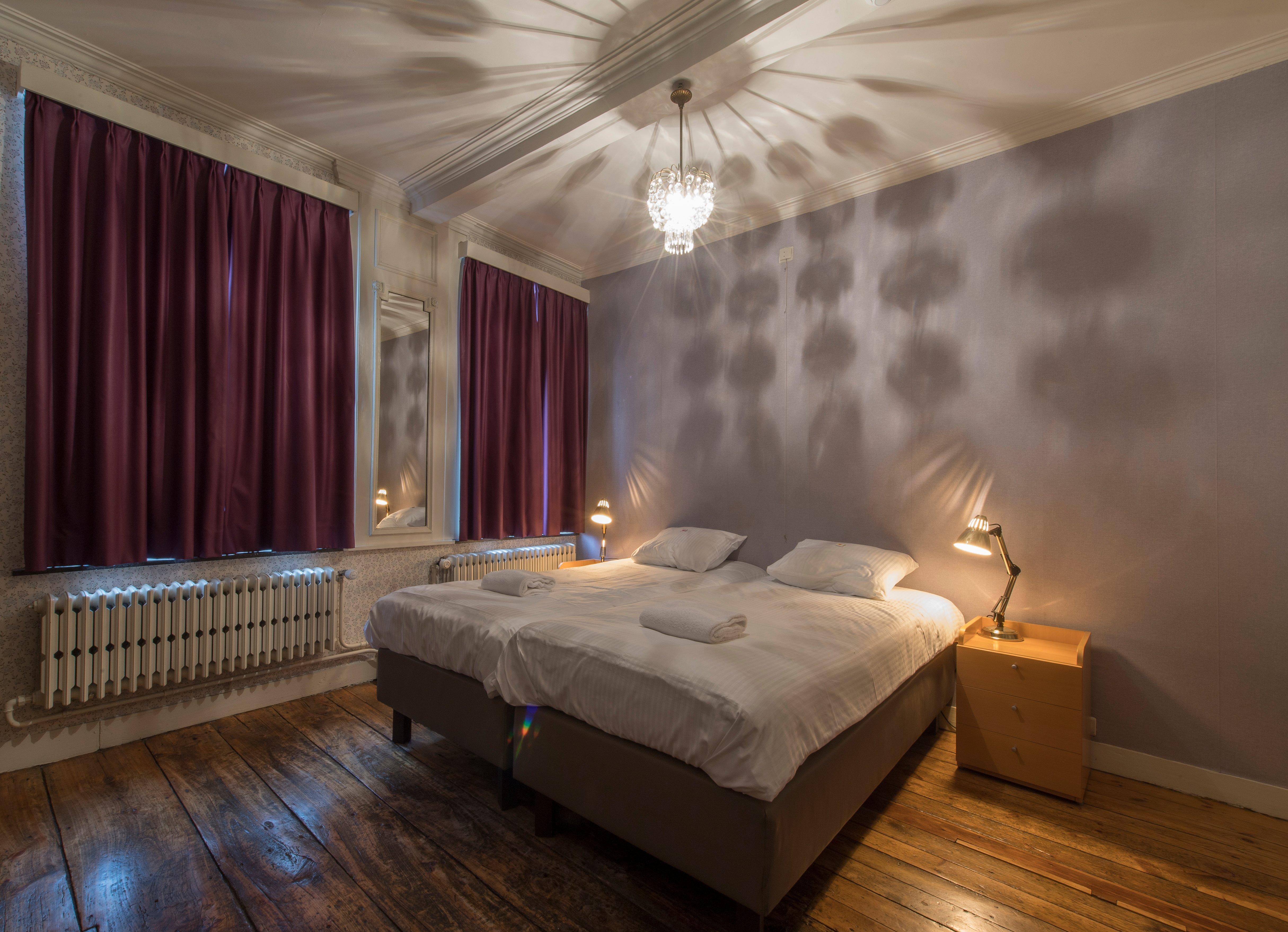 Talbot House - Guest House