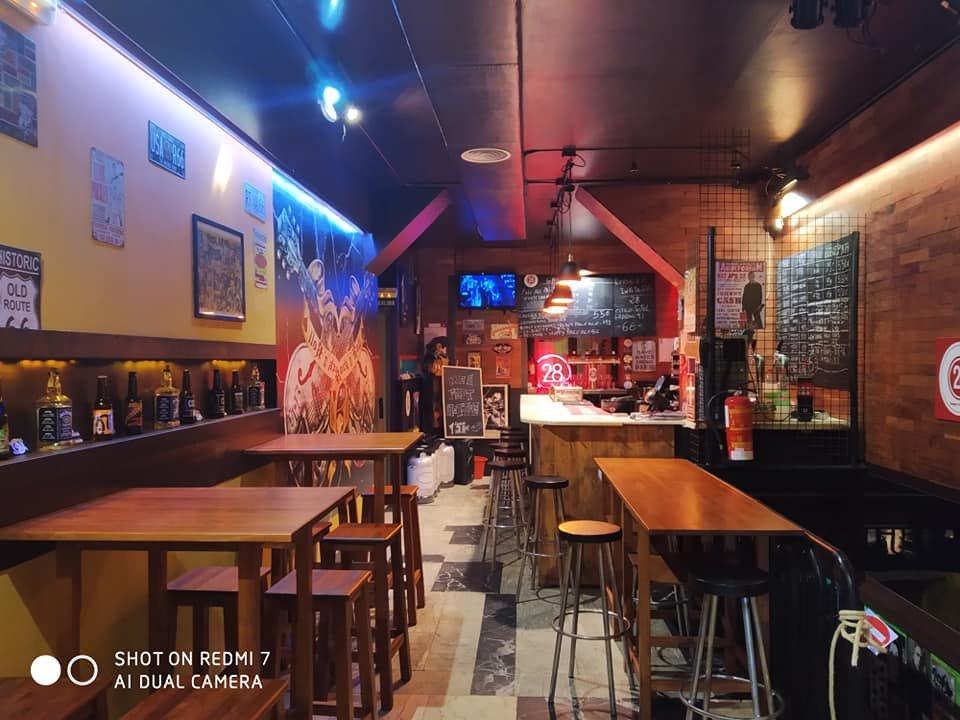 El Mono Bikers & Beer Bar