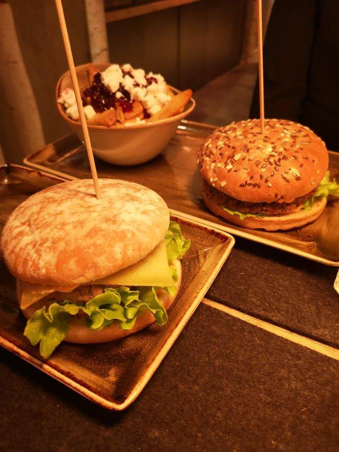 Photo by andysB3677FW