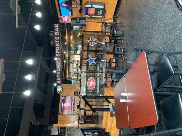 Anthony's Sports Bar & Grill