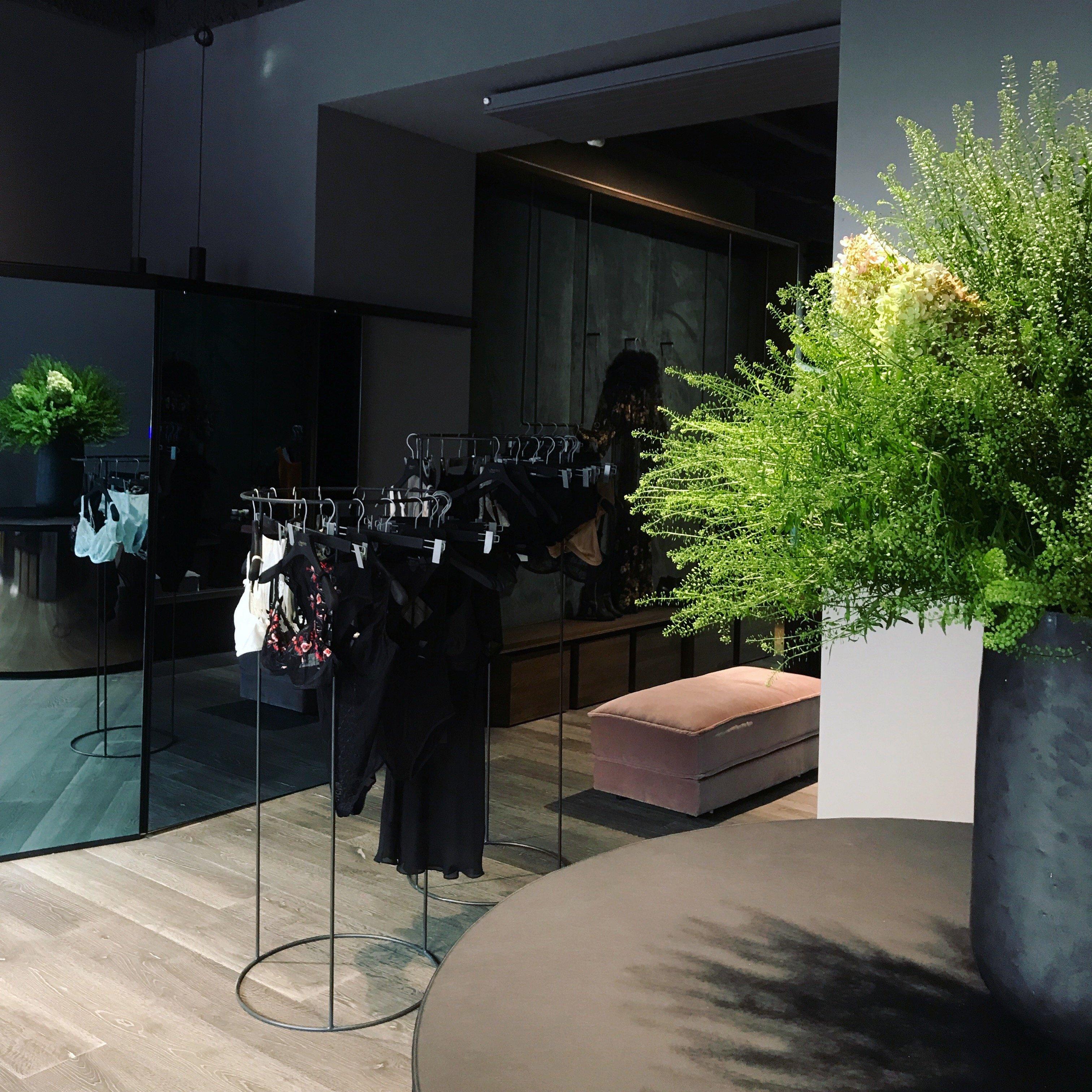 Secret Room La Femme