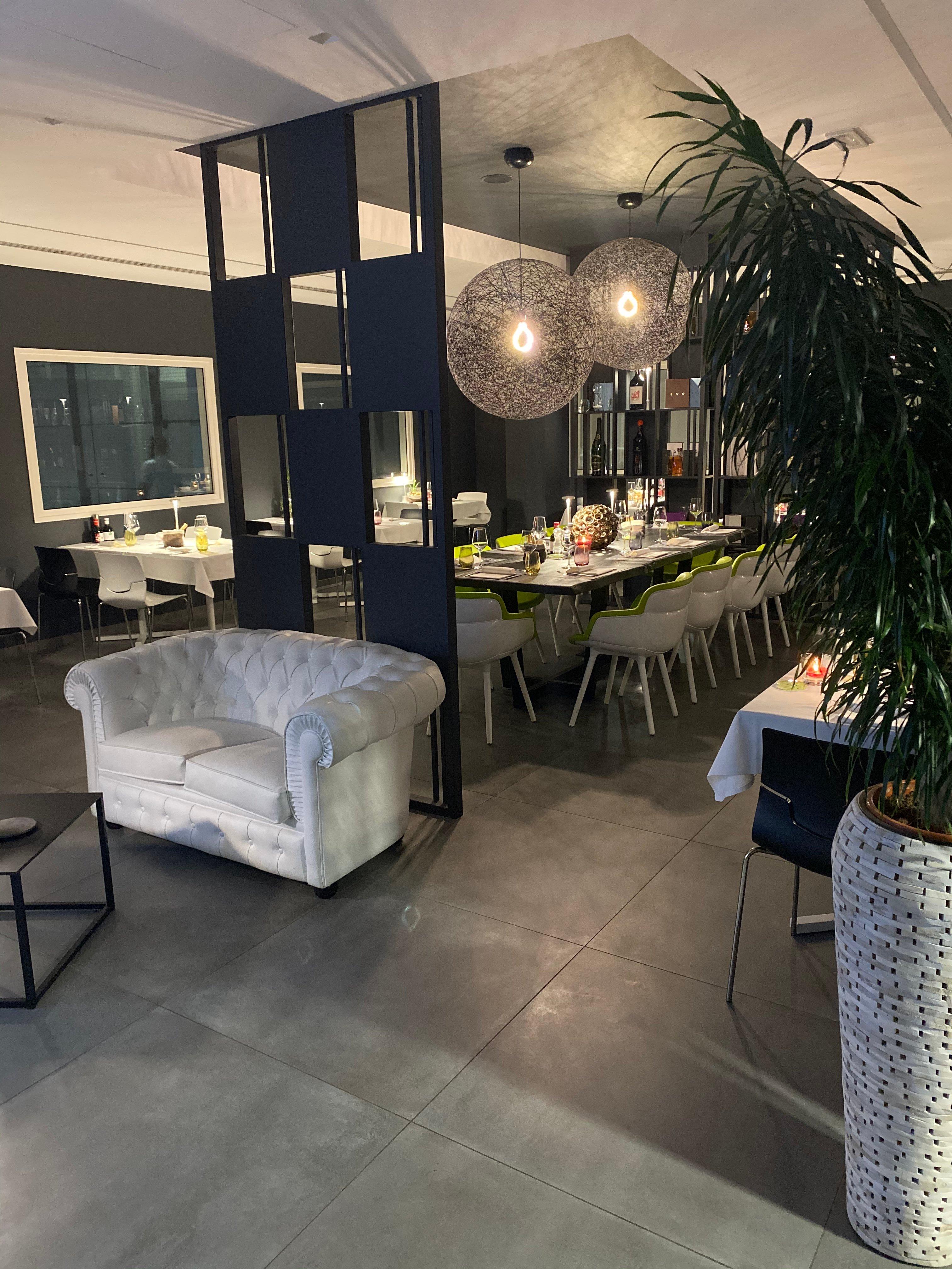 Lungolinea Food Court