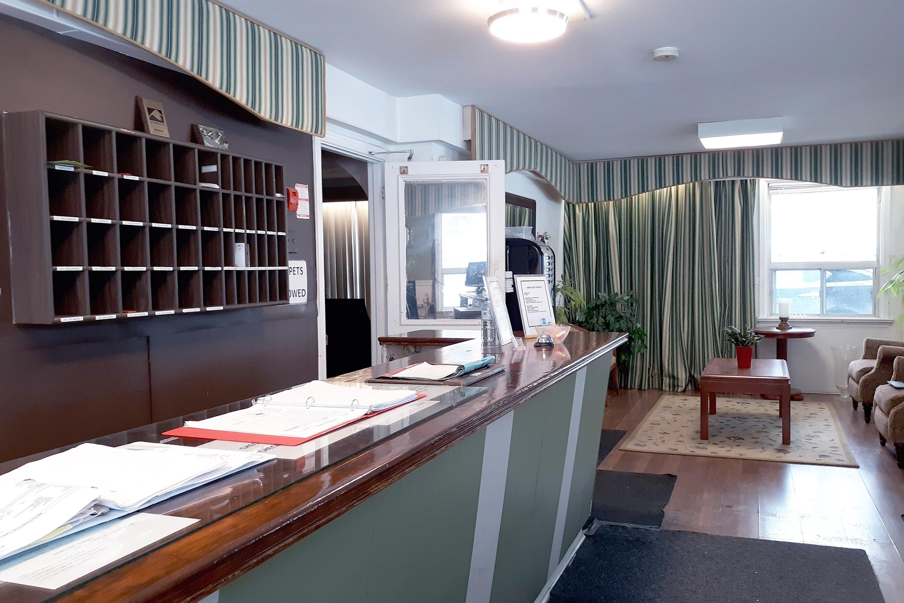 Hotel Richmond Hill ON North