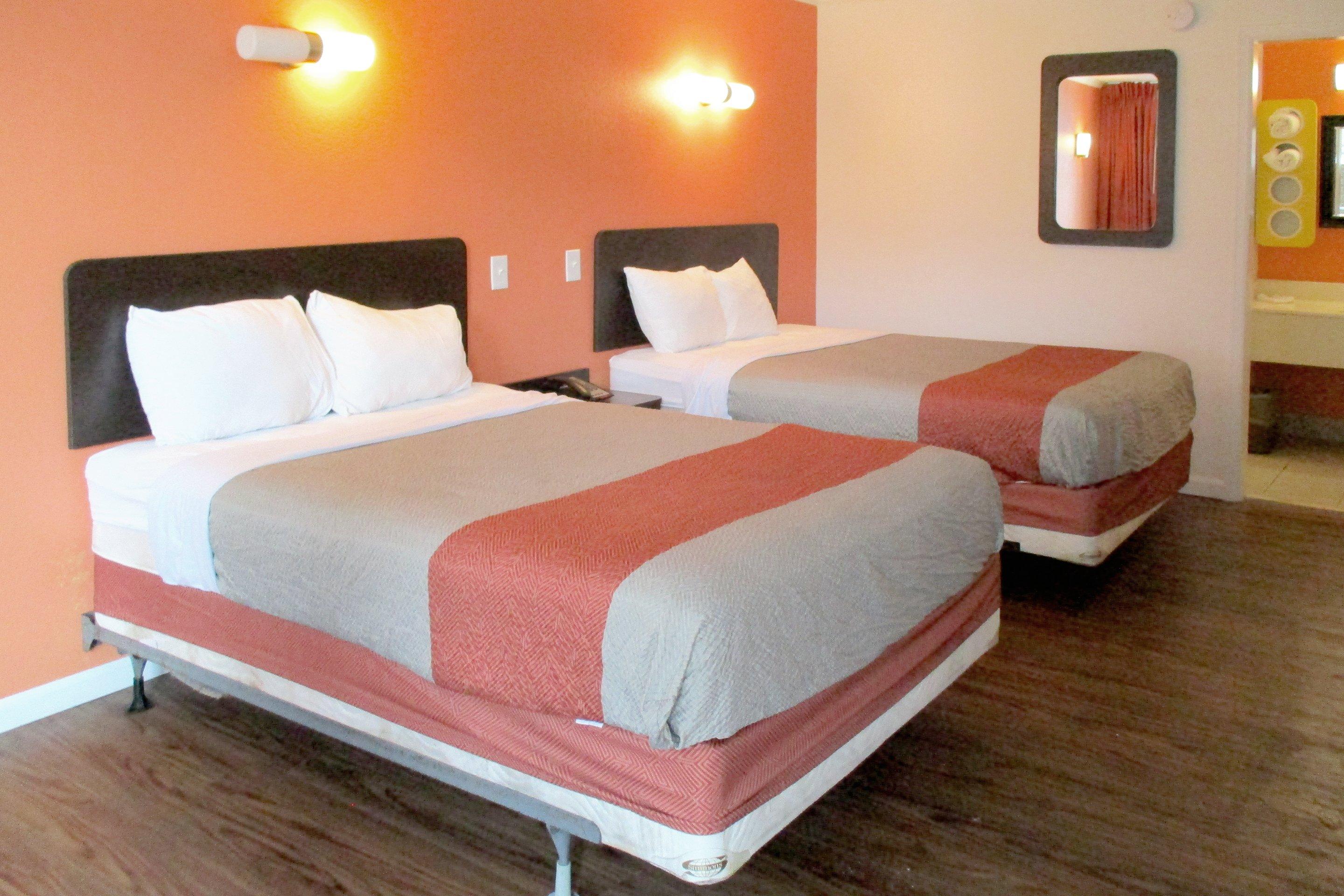 Hotel Rising Eagle Cordele