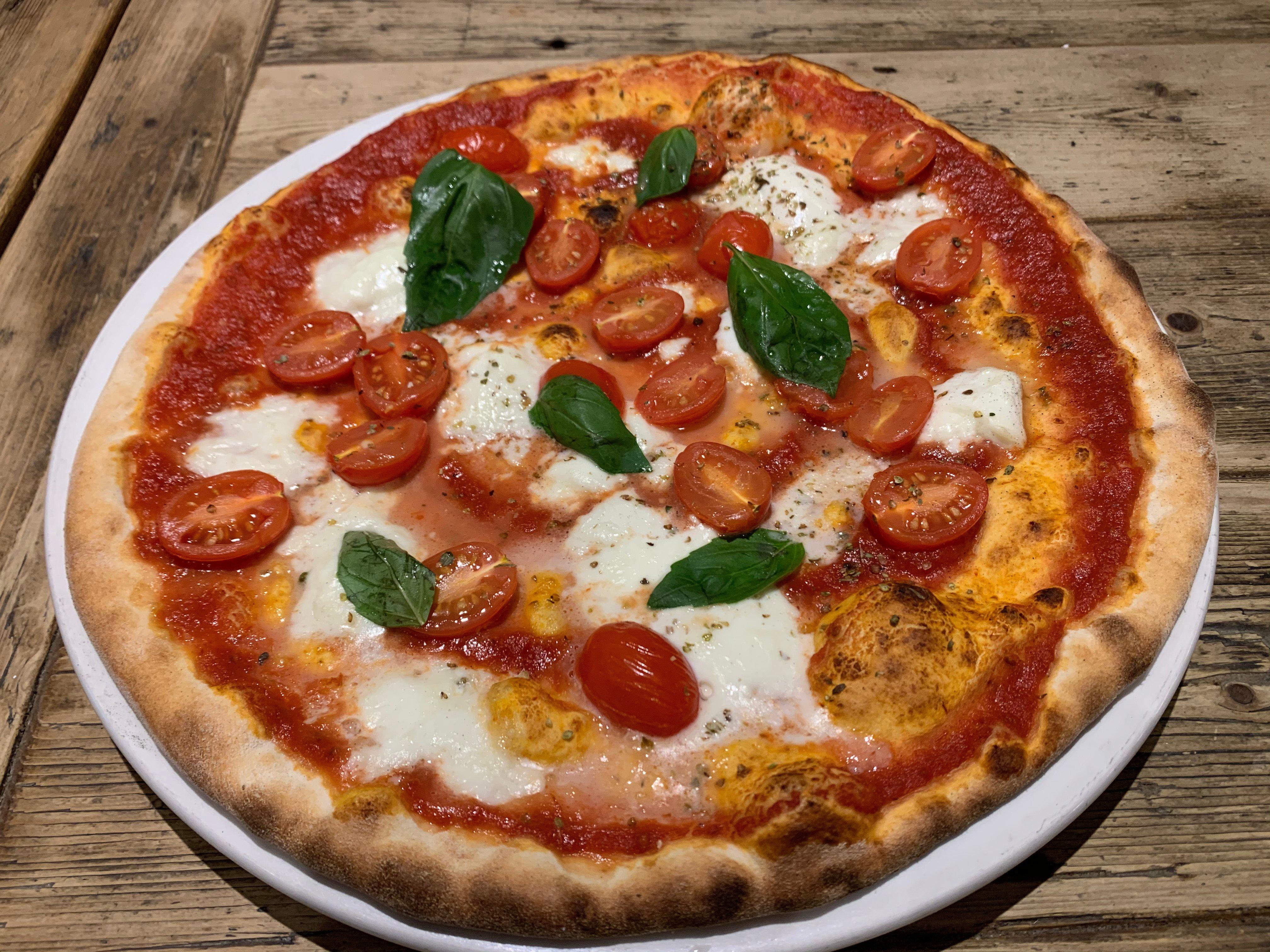 67 Pizzeria & Lounge Bar