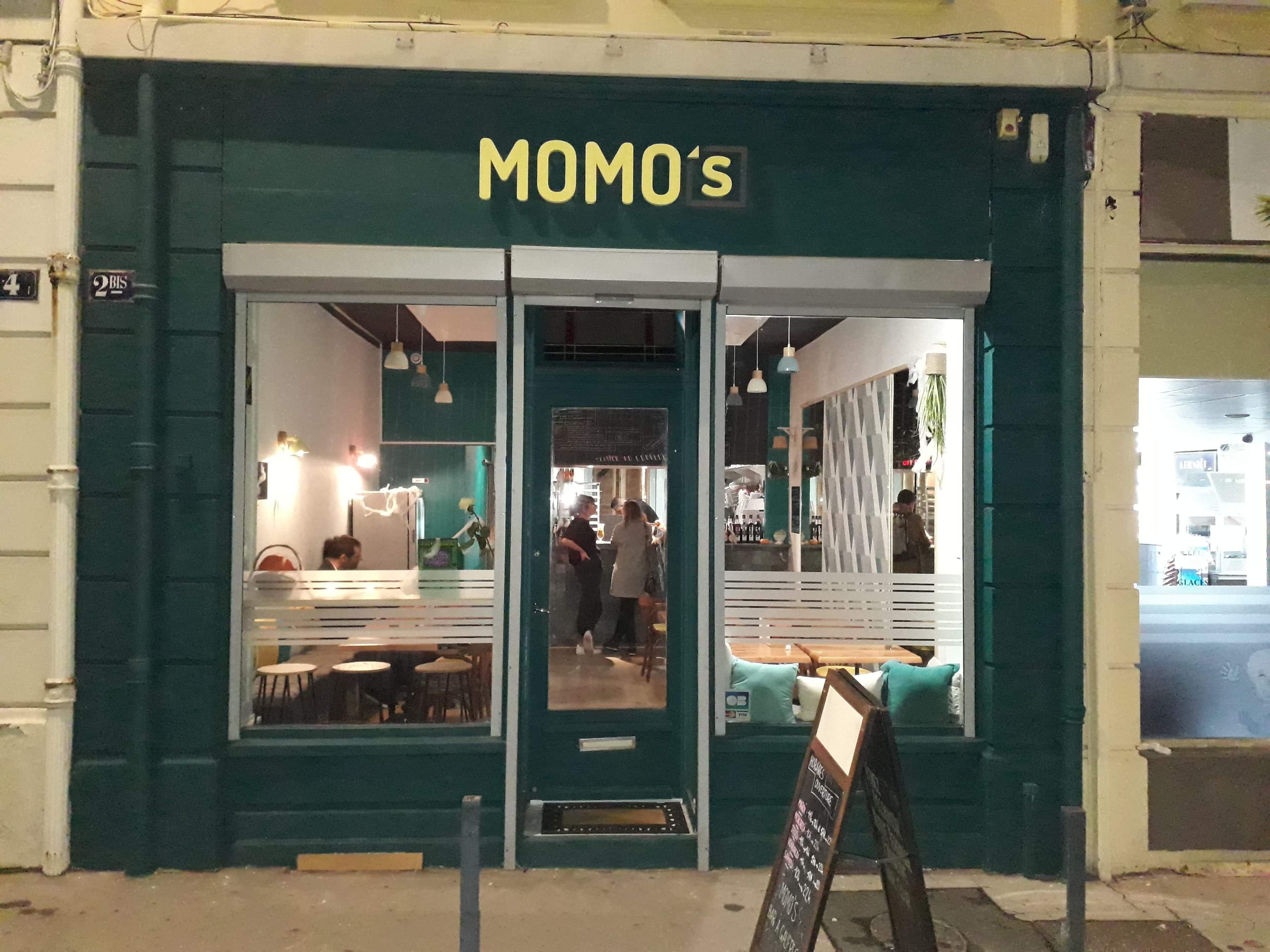 Momo's
