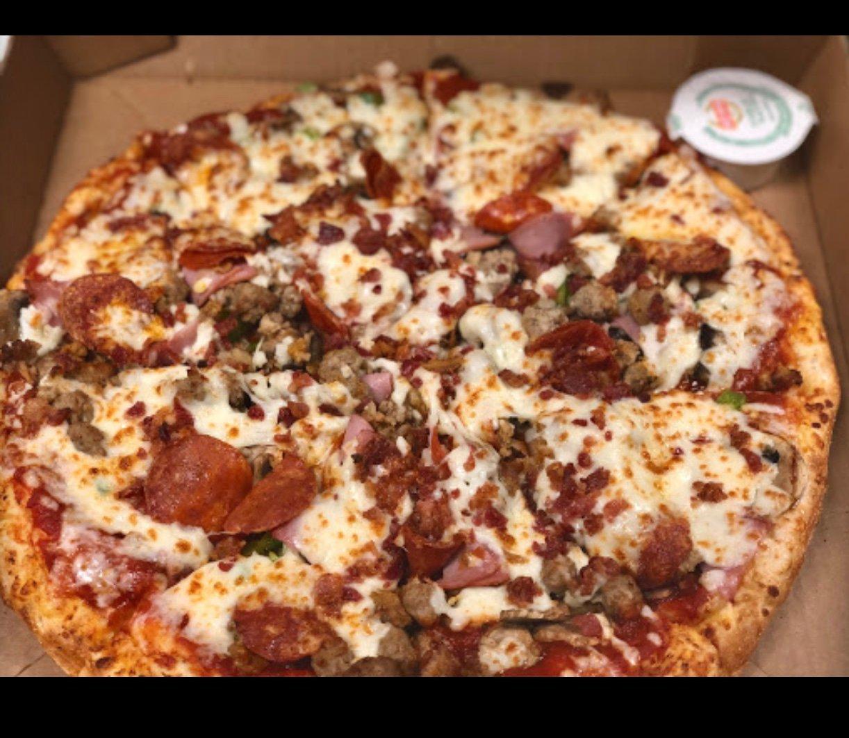 Zoner's Pizza, Wings and Waffles