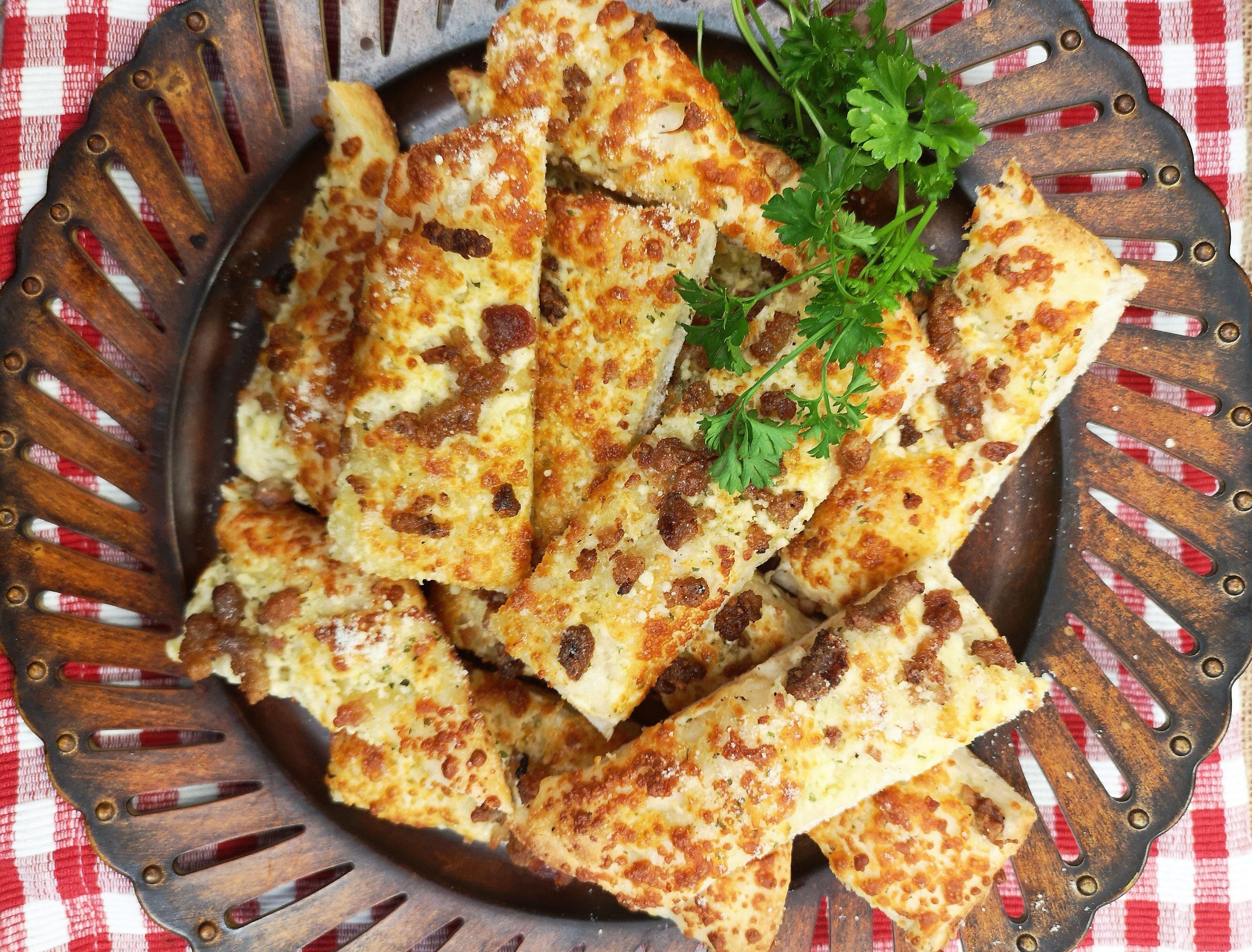 Godfathers Pizza - Delhi