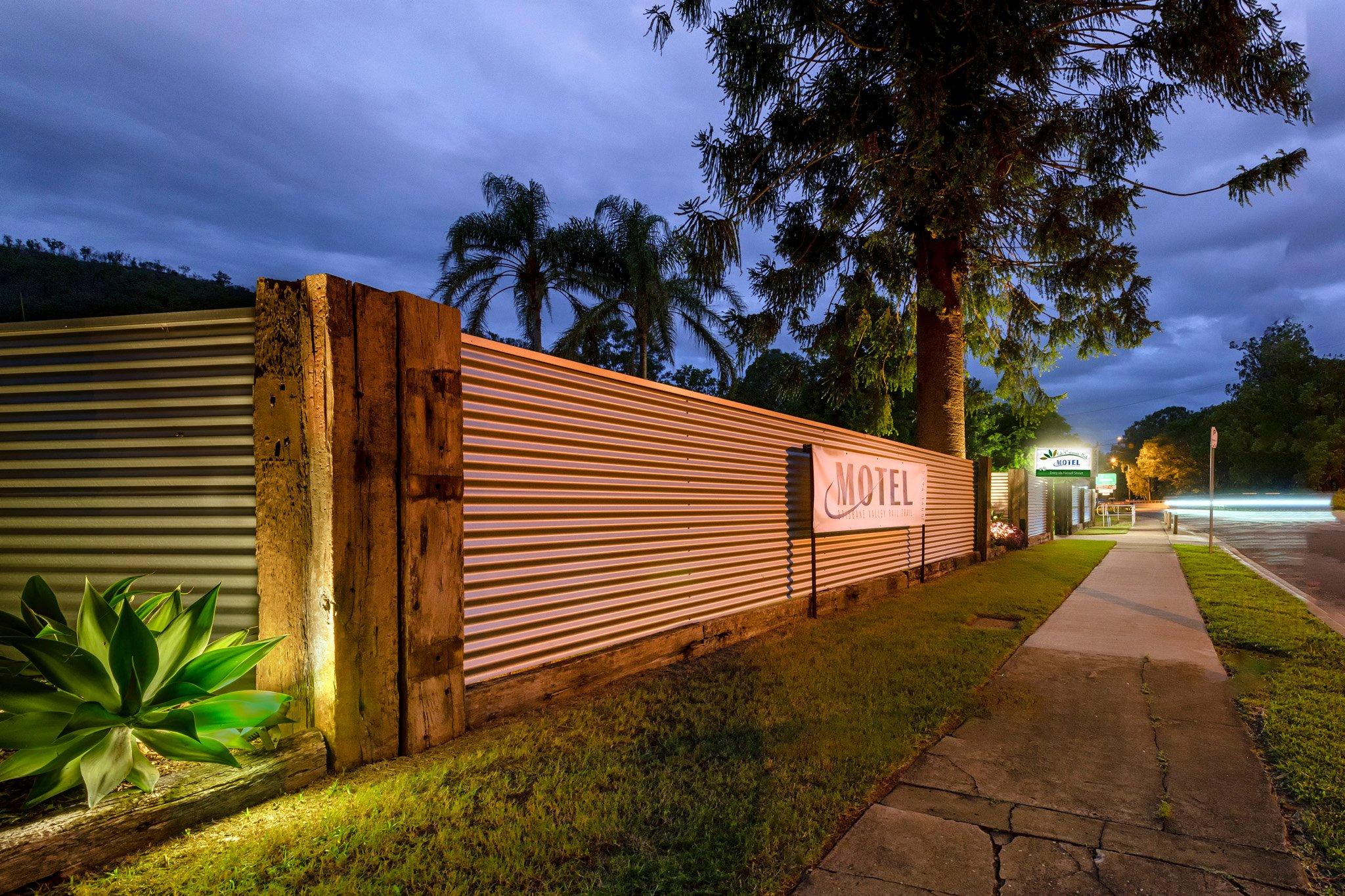 Brisbane Valley Rail Trail Motel