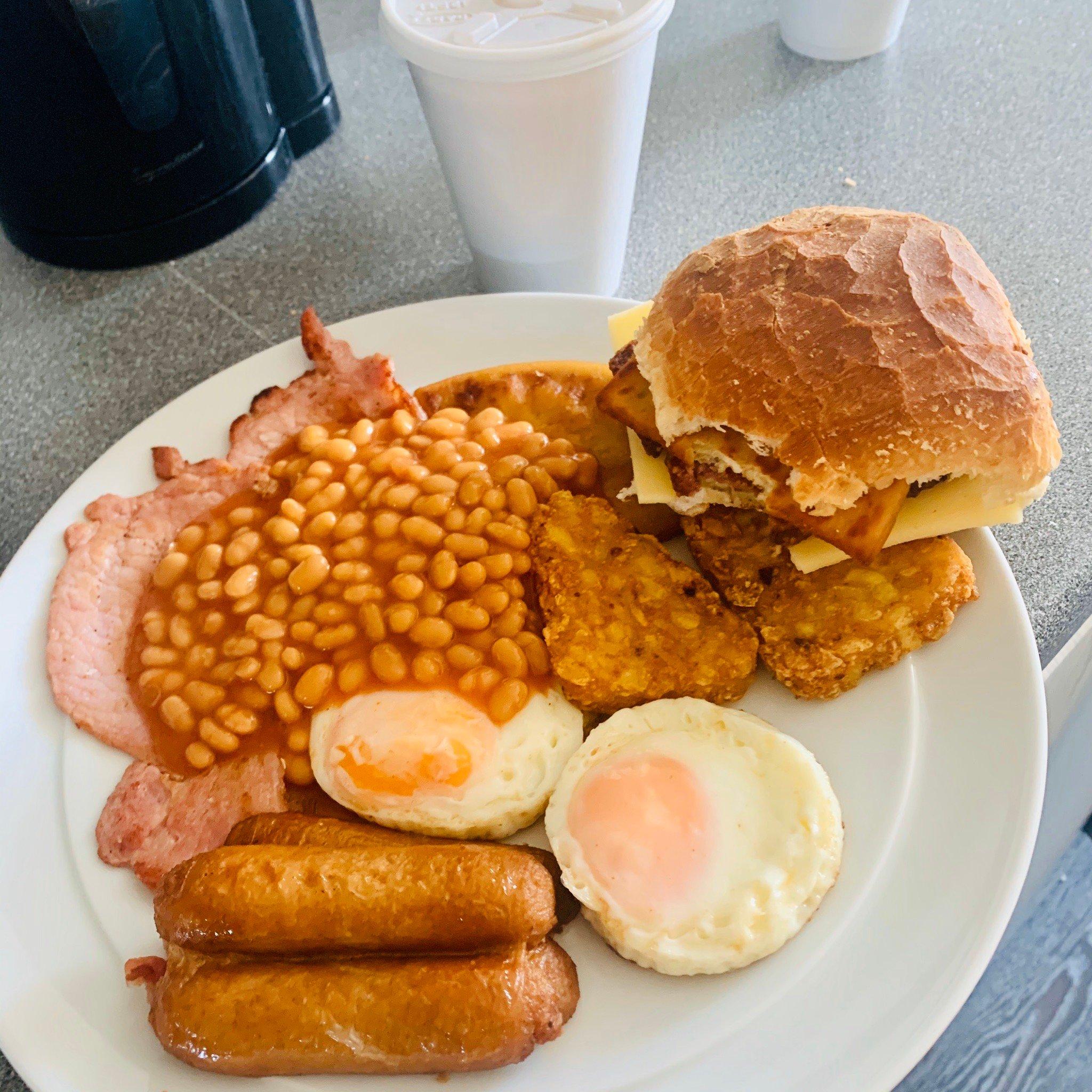 Shamela's fresh hot and cold food