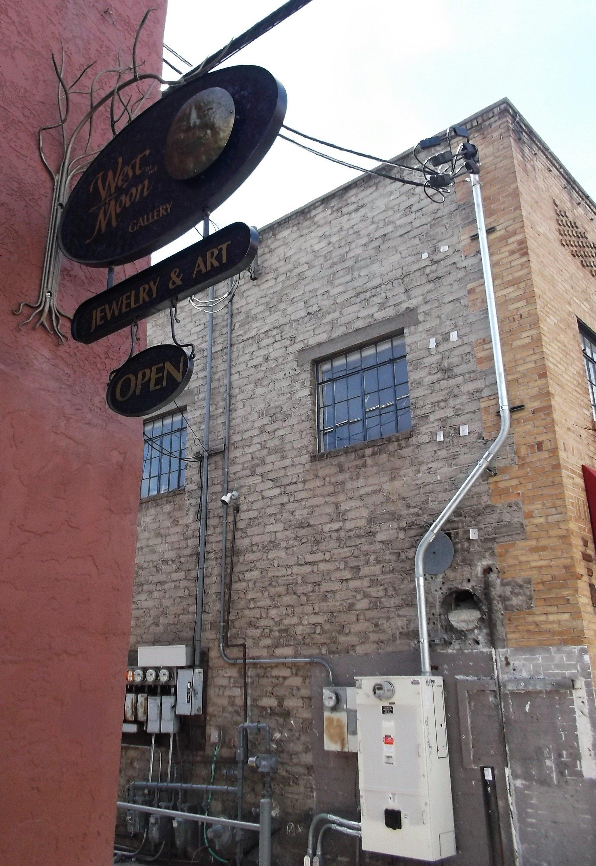 West of the Moon Gallery