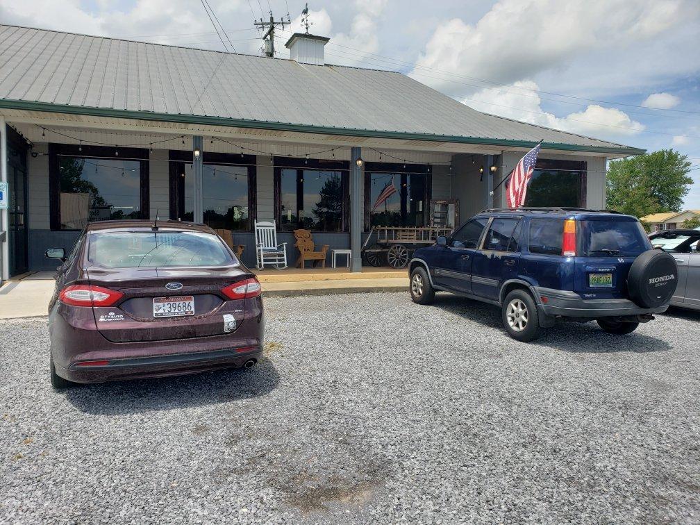 Woody's Steakhouse/Seafood and Grill