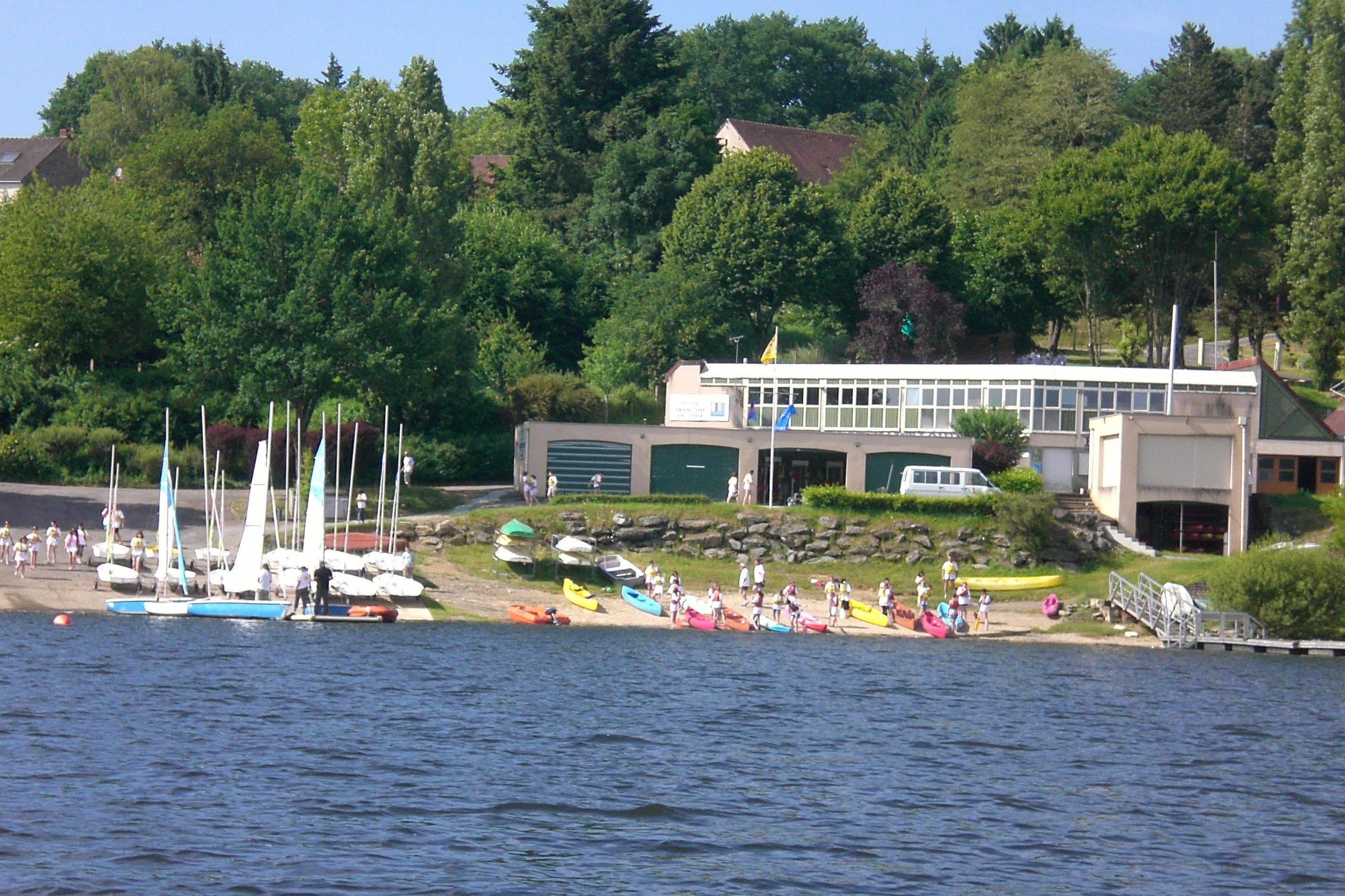 Base de Plein Air Lac d'Eguzon