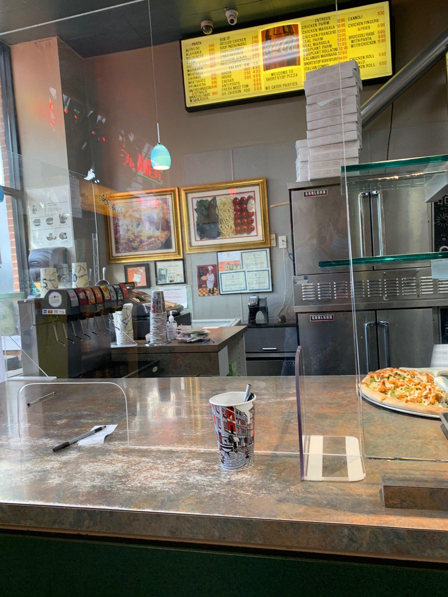 Short Stop Pizzeria