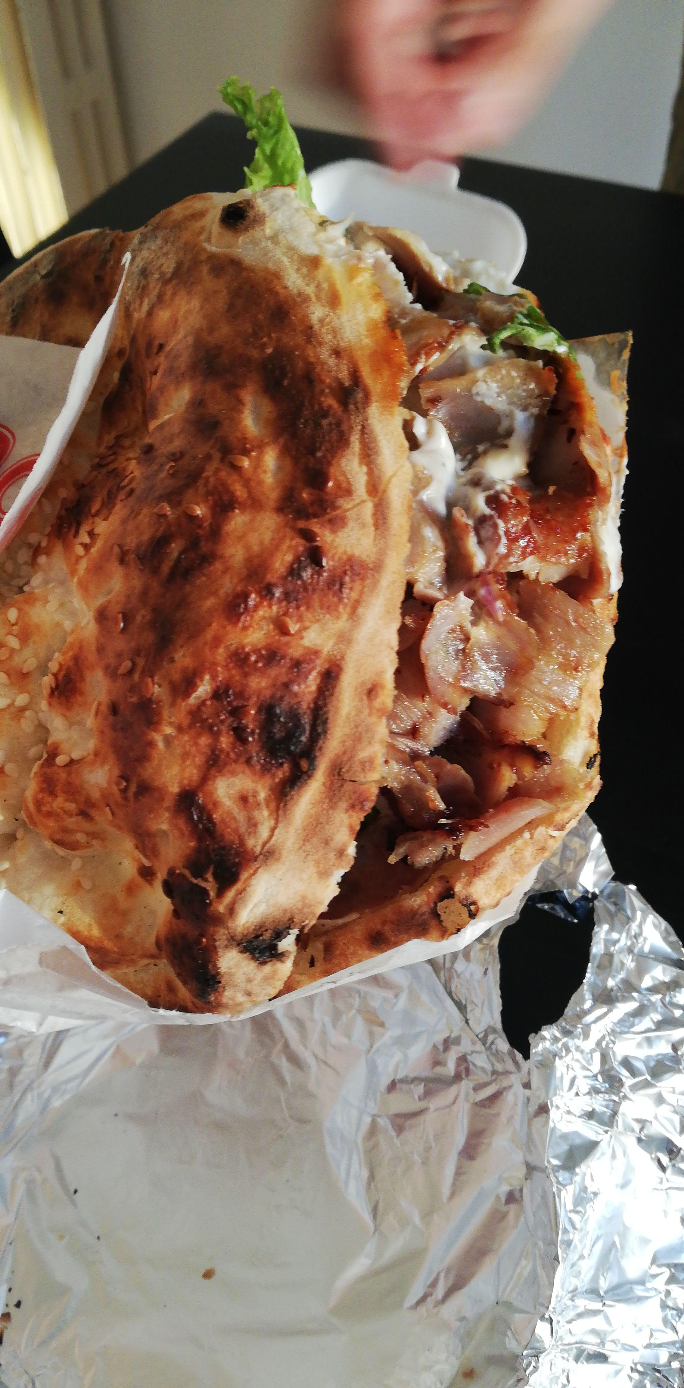 Newroz Pizzeria Kebap