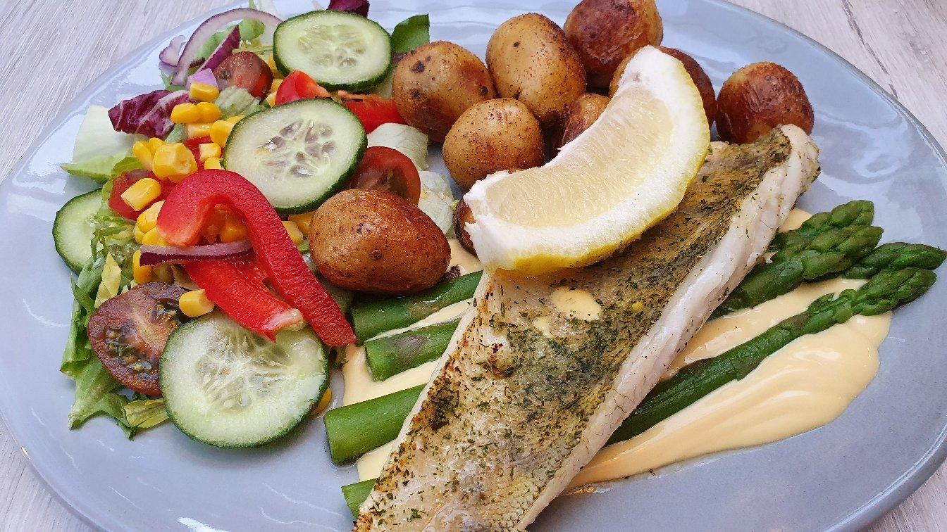 Photo by jarowtrasie