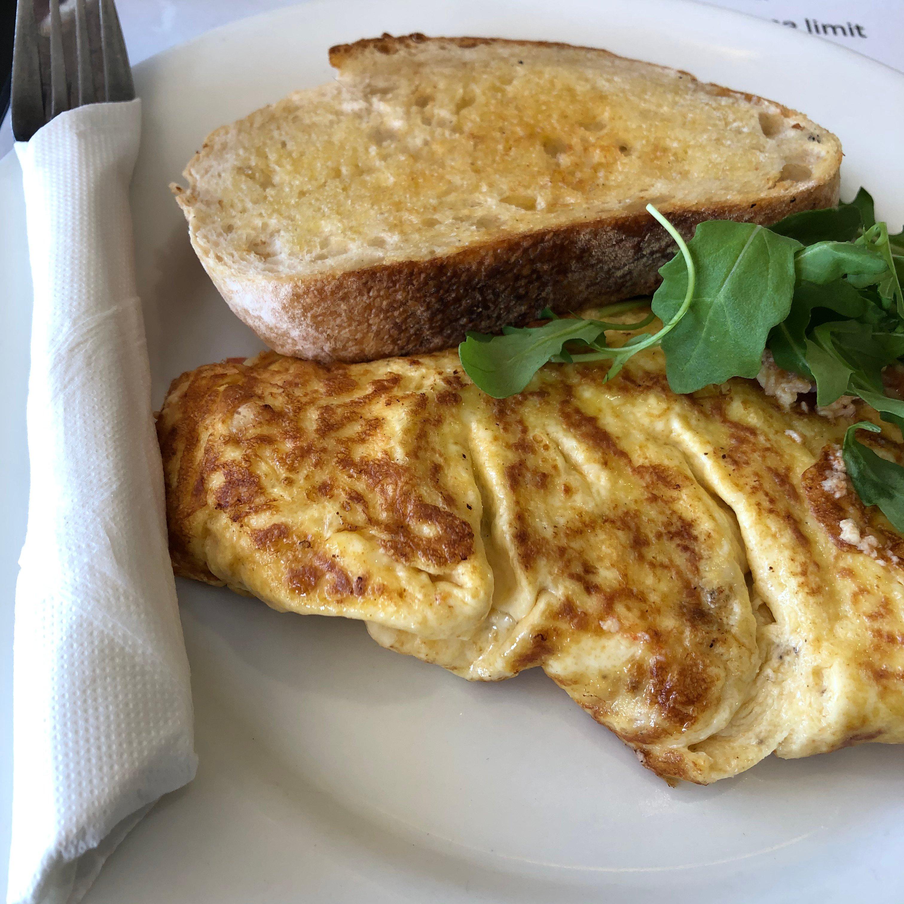 Cenzo's Cafe & Pizzeria