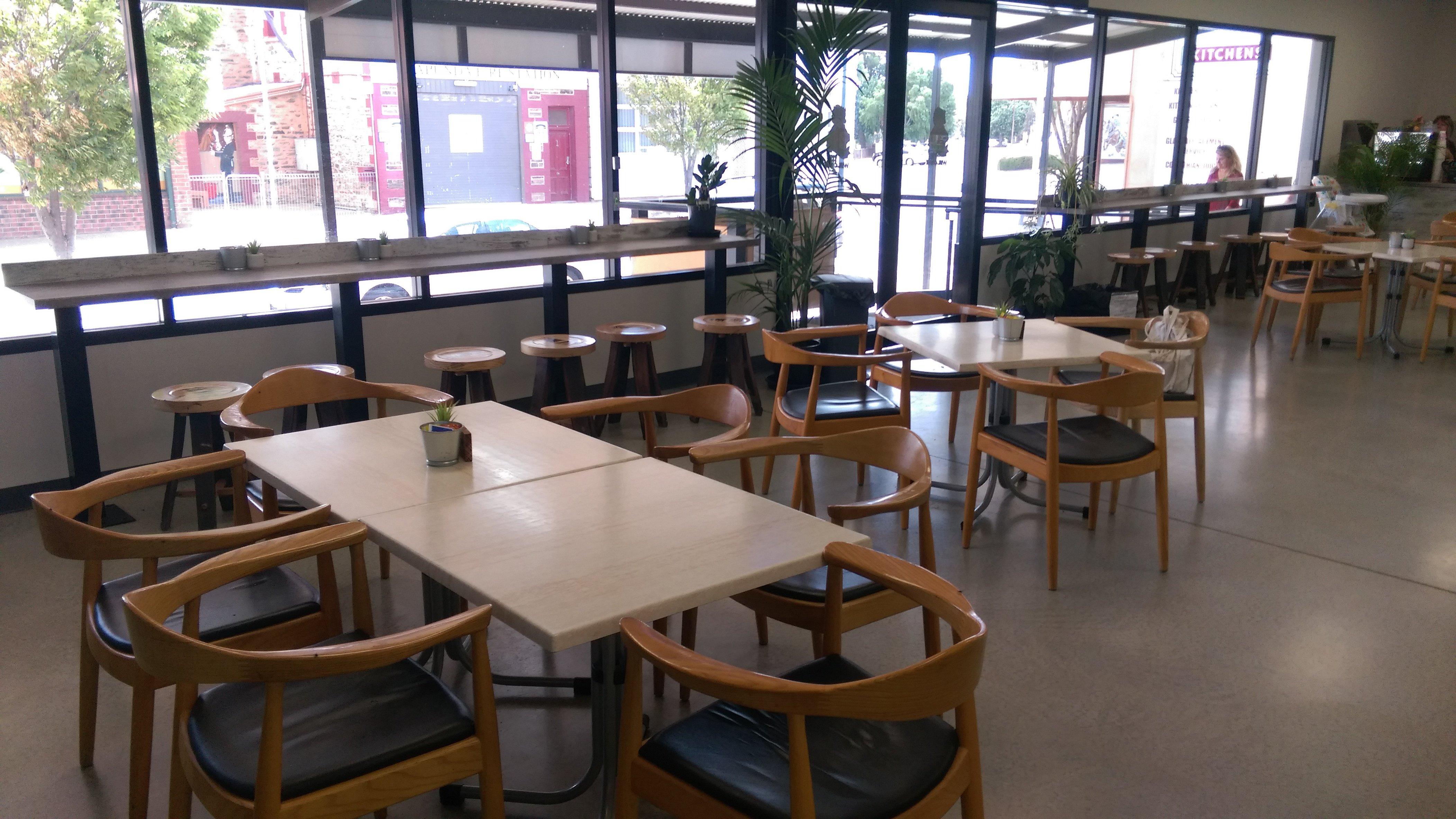 'Litl Mo's Bakery & Cafe