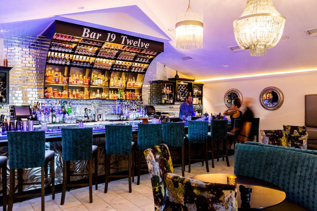 Bar 19 Twelve