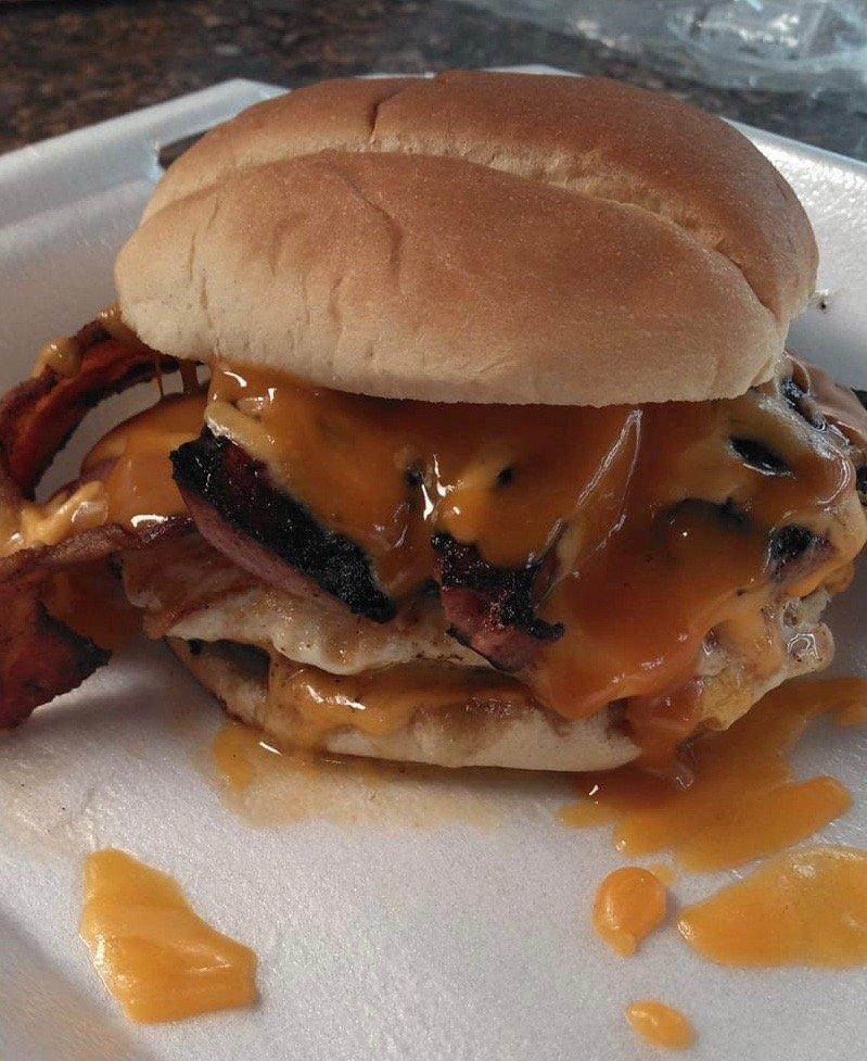 Bell's Burger Barn - Triple B