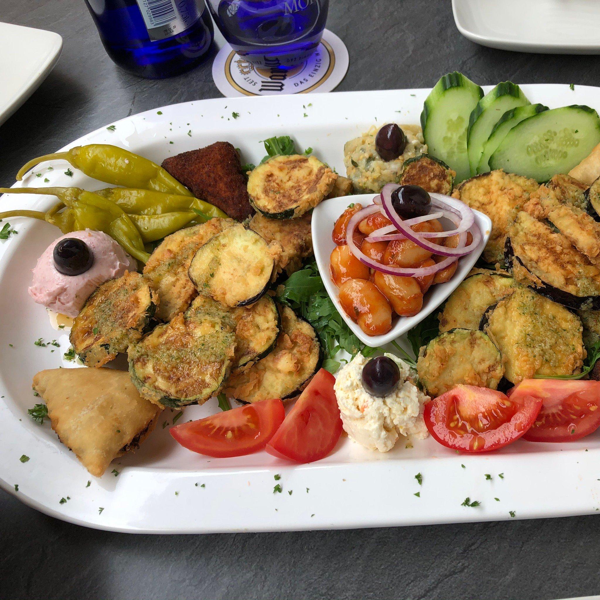 Photo by TravelAroundAndEnjoy