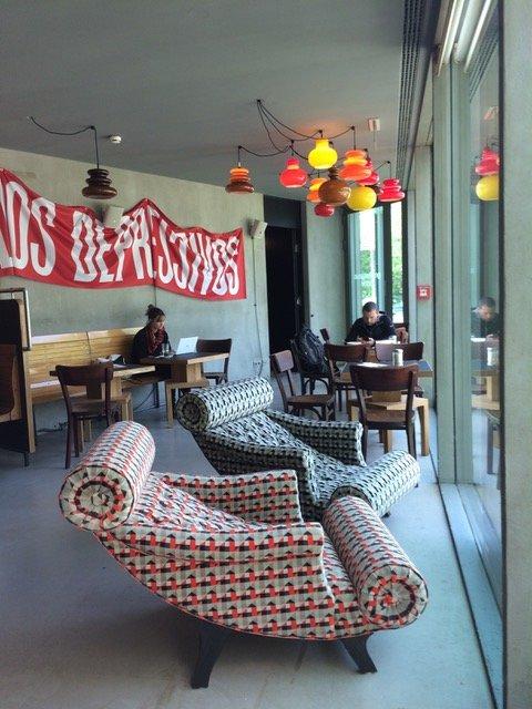 Kapital Cafe der Galerie