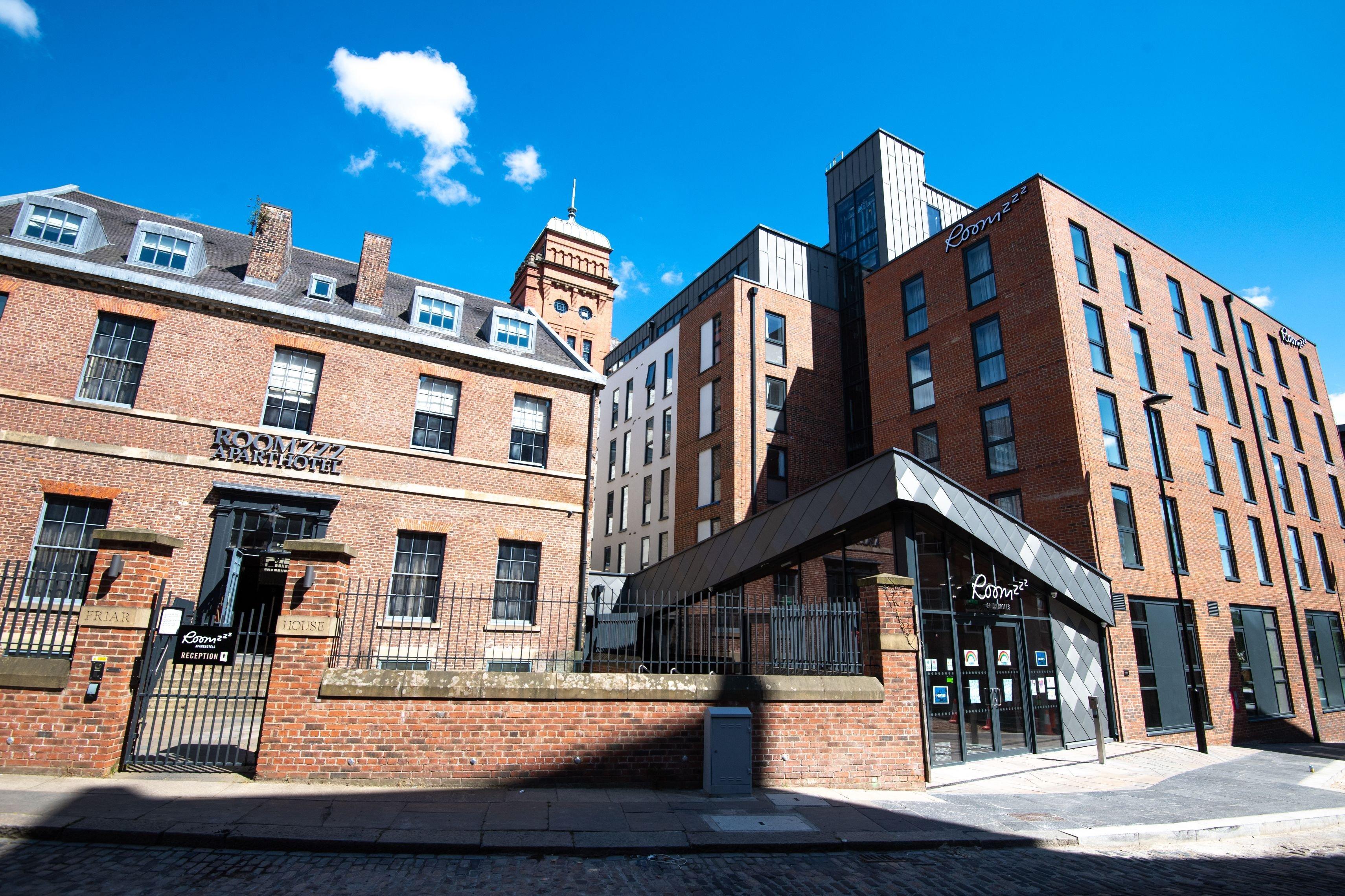 Roomzzz Newcastle City