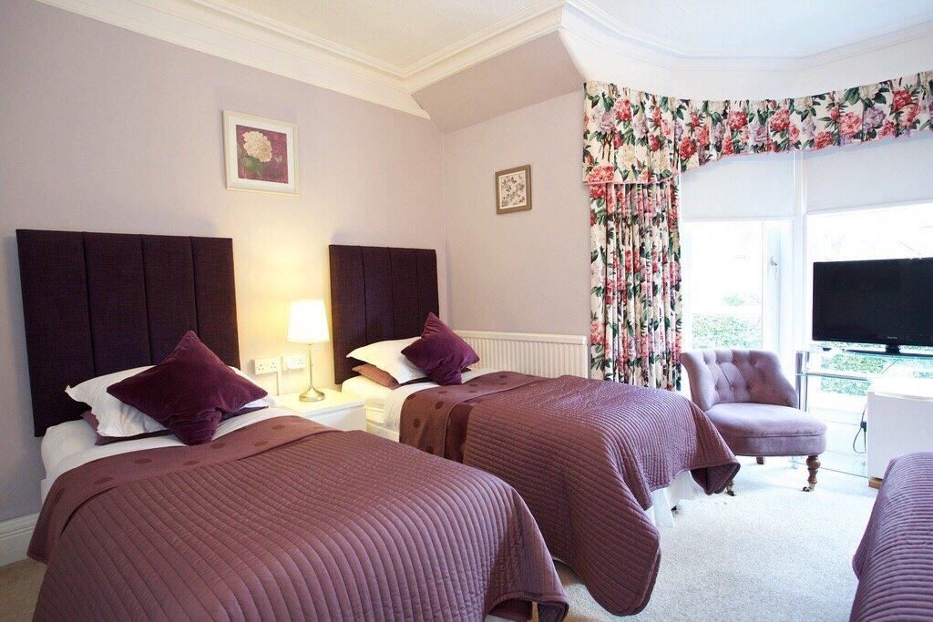 Pitcullen Guest House