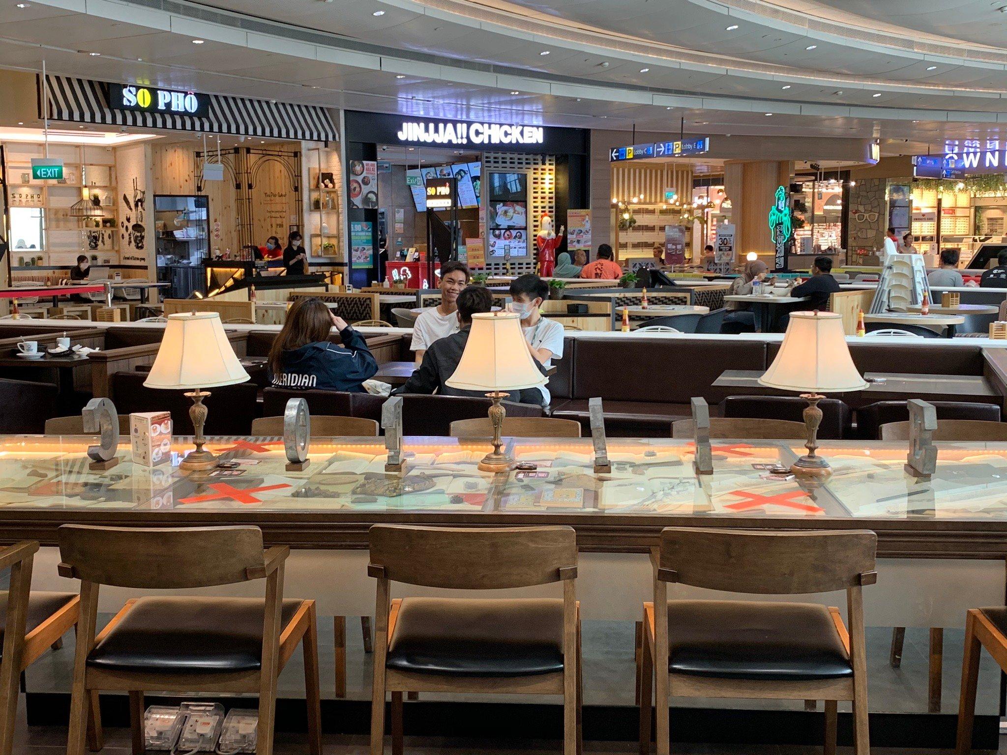 Photo by wesleywaisiu