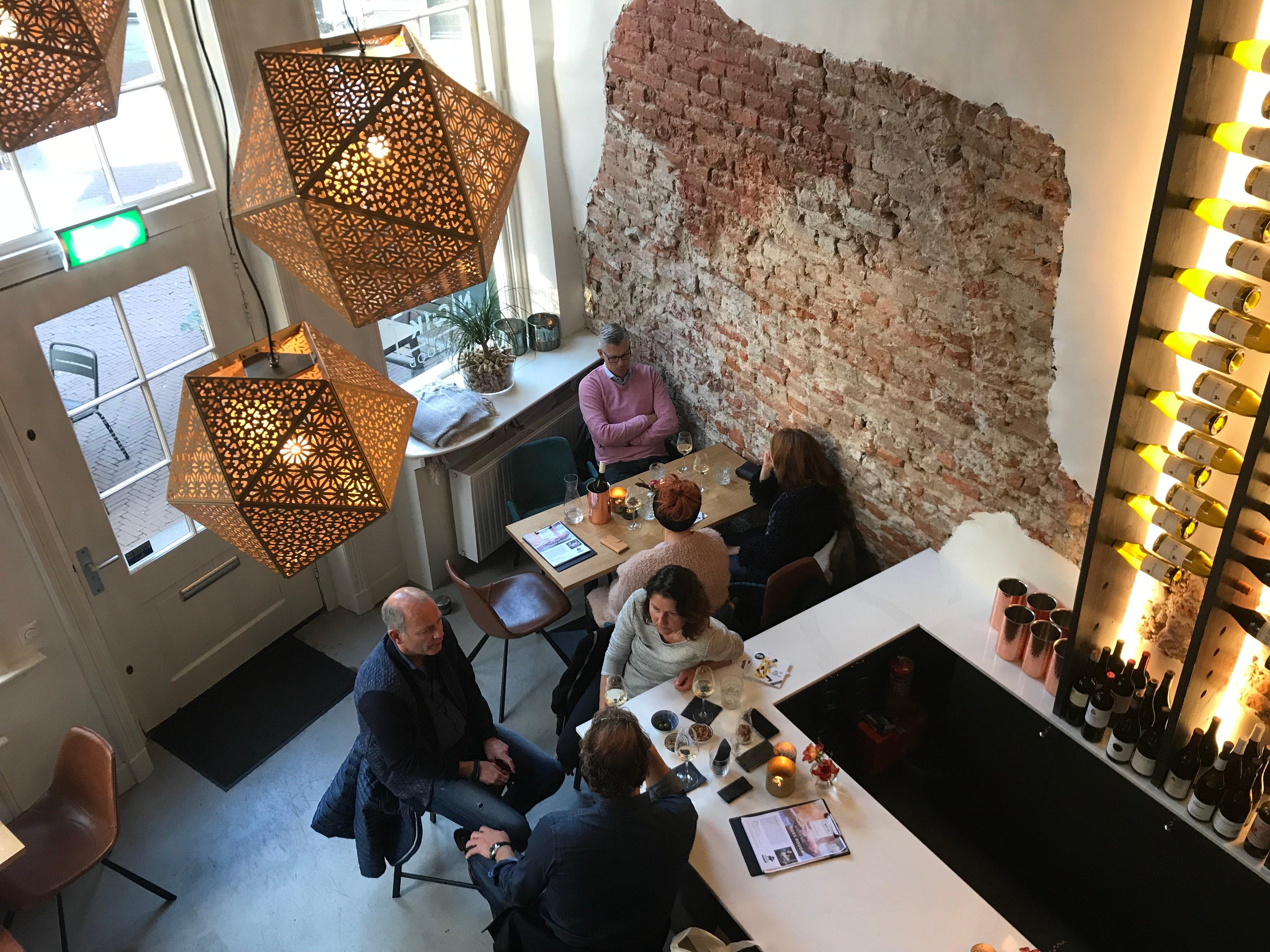 Winebar Nic & ik Wine and Food