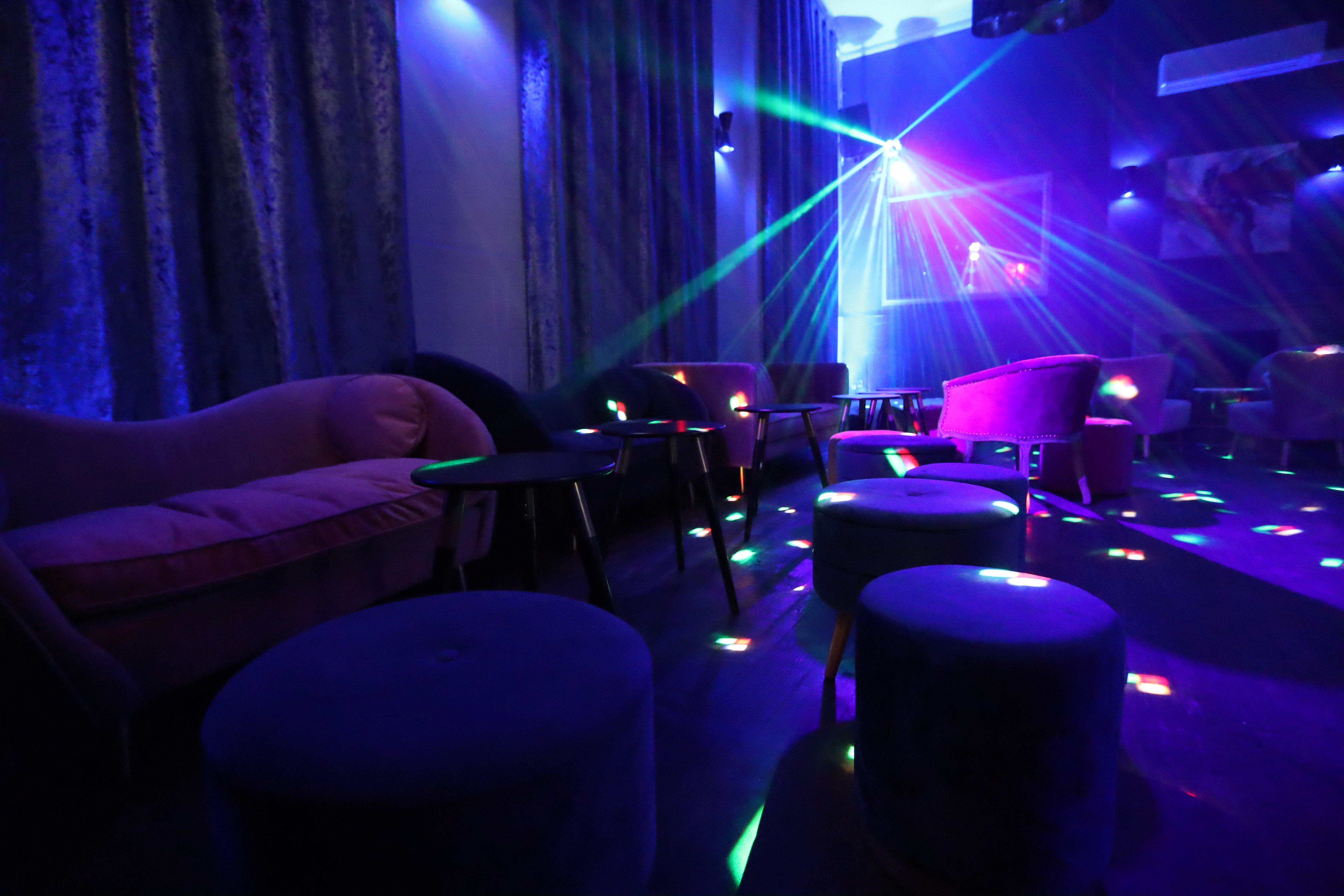 Leman Bar and Lounge