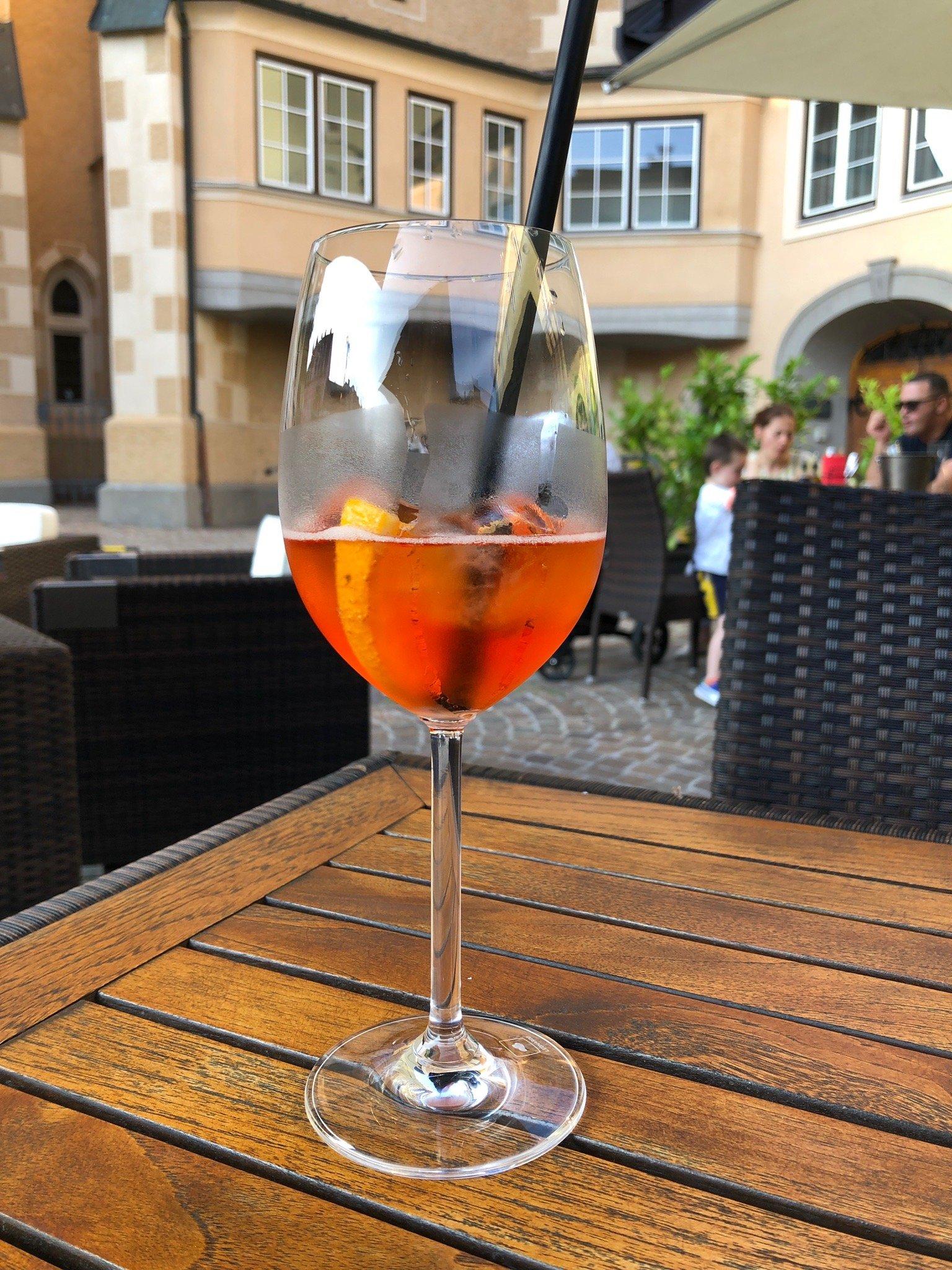 Restaurant & Bar La piazza