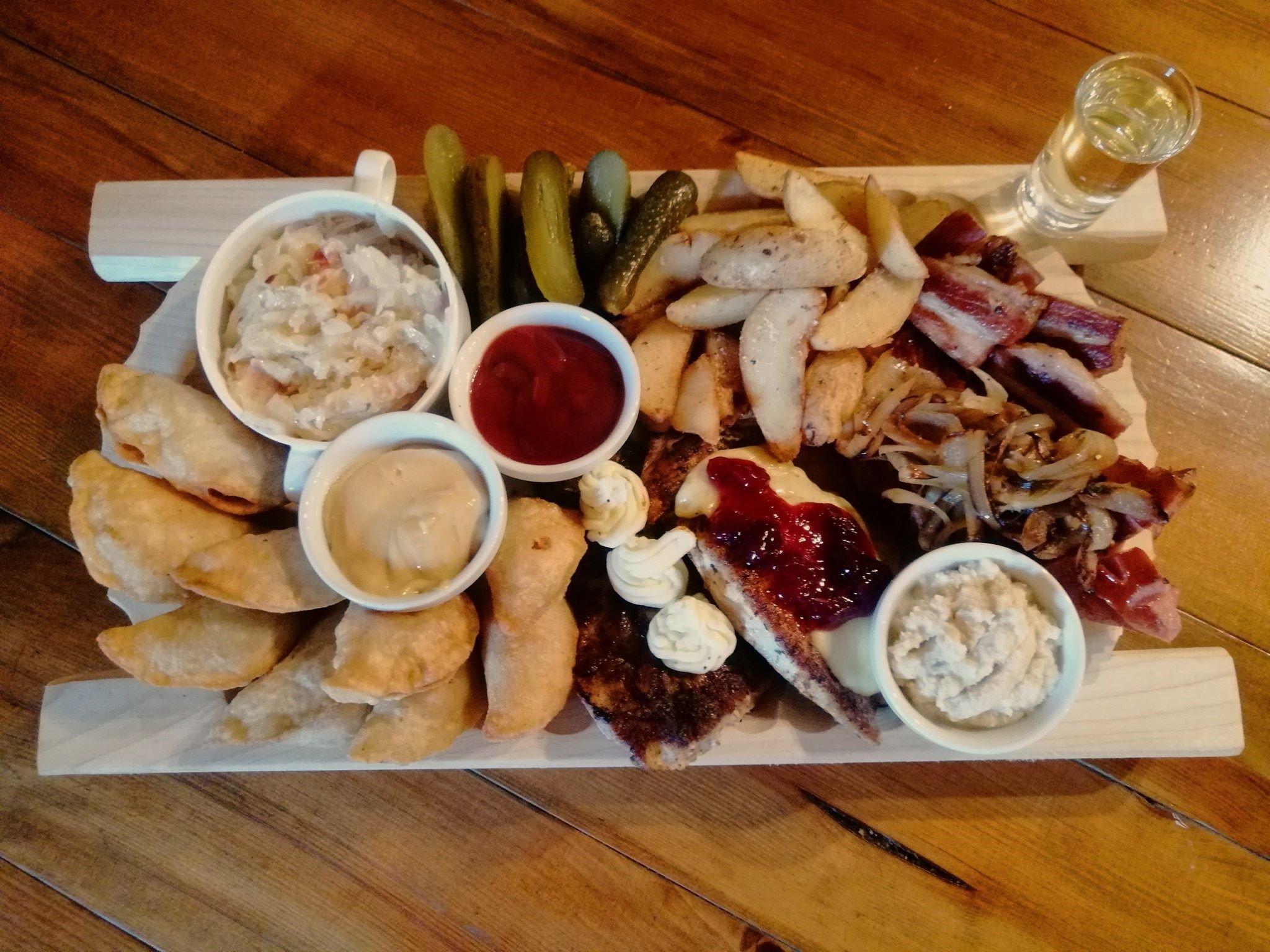 Restauracja & Pizzeria Piwniczka