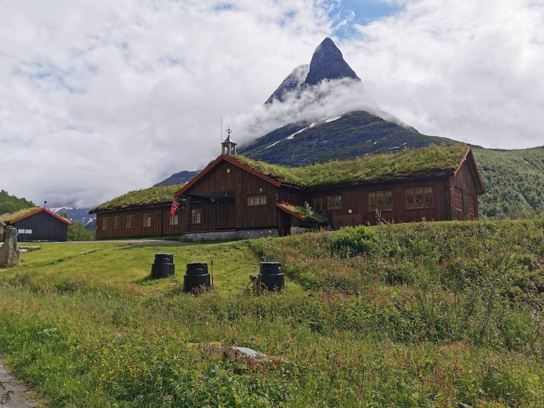 Innerdal Mountain Lodge