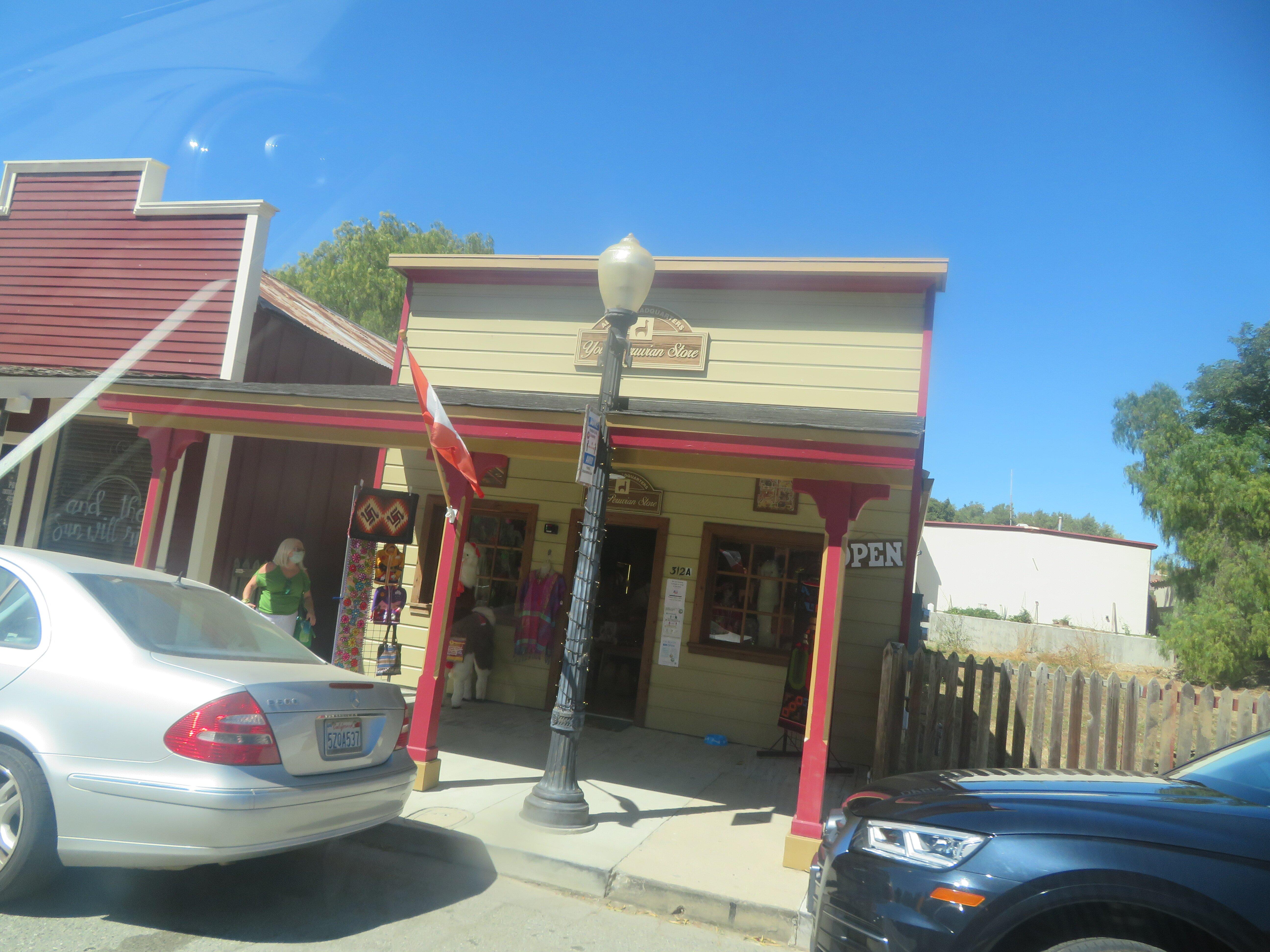 Alpaca Headquarters - Your Peruvian Store