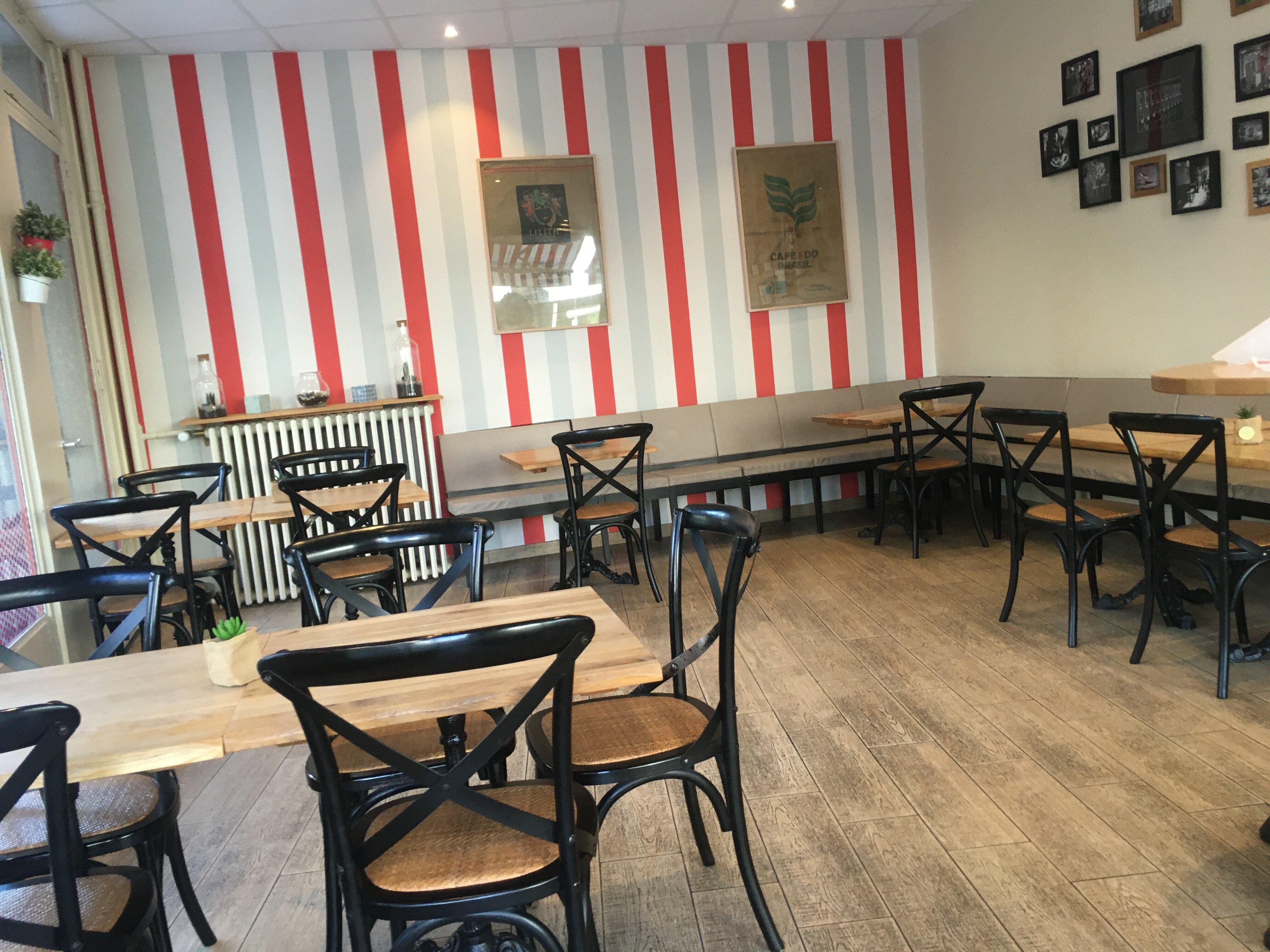 Photo by FormerCaliBoy