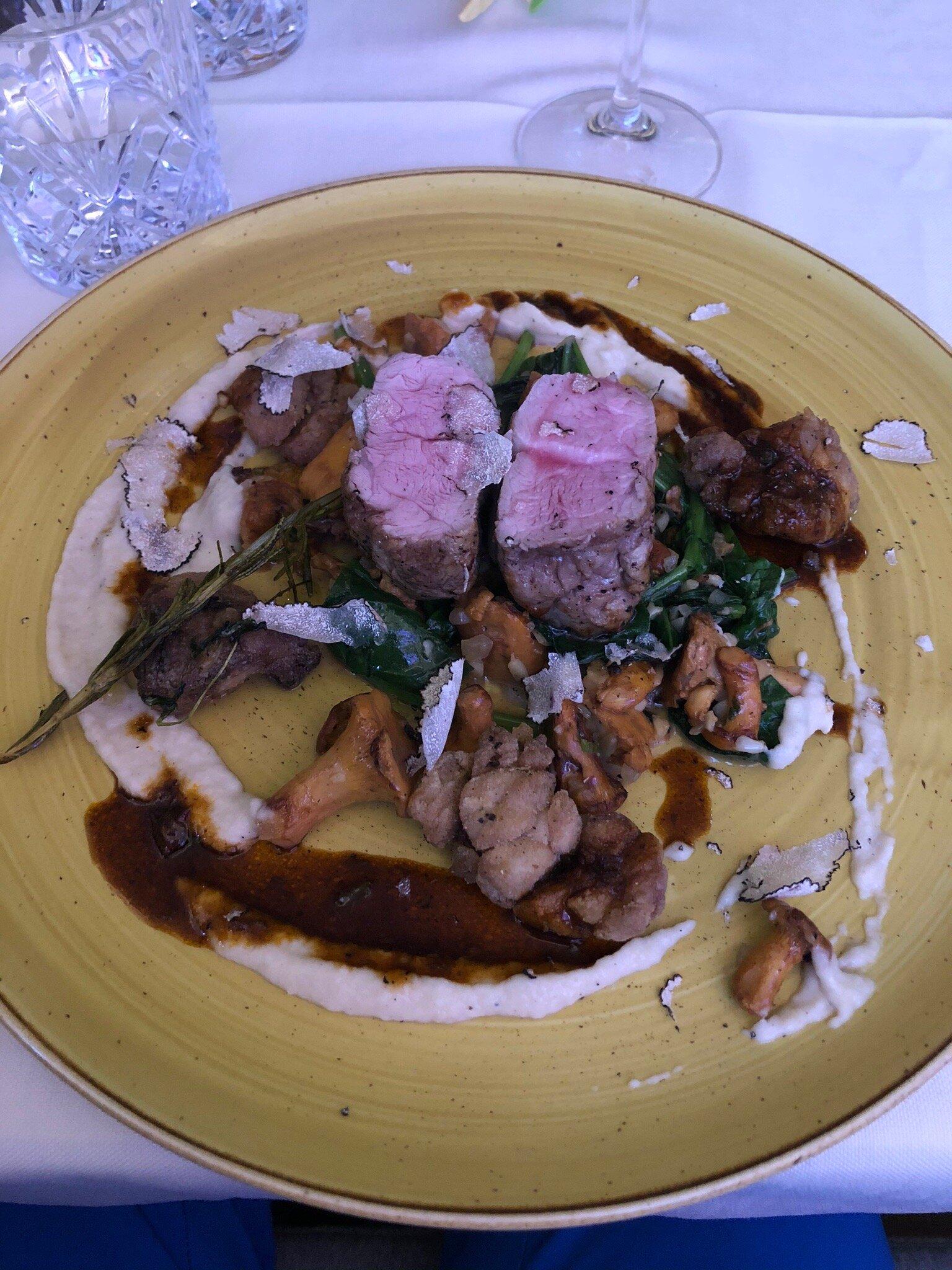 Q Restaurant Kaffee Bar