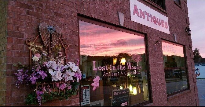 Lost in the Woods Antiques and Collectibles