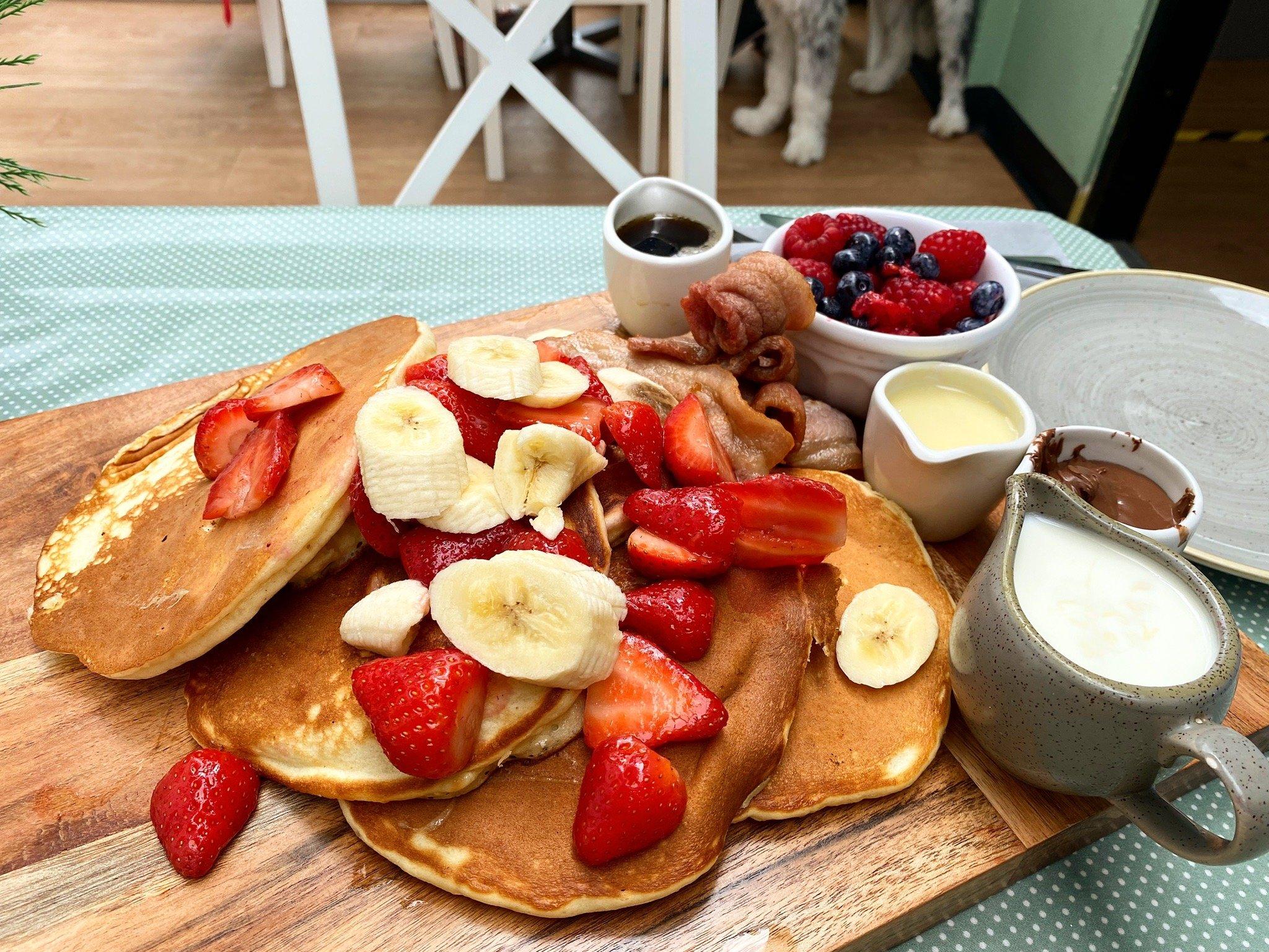 HollieBerrie At The Tearooms
