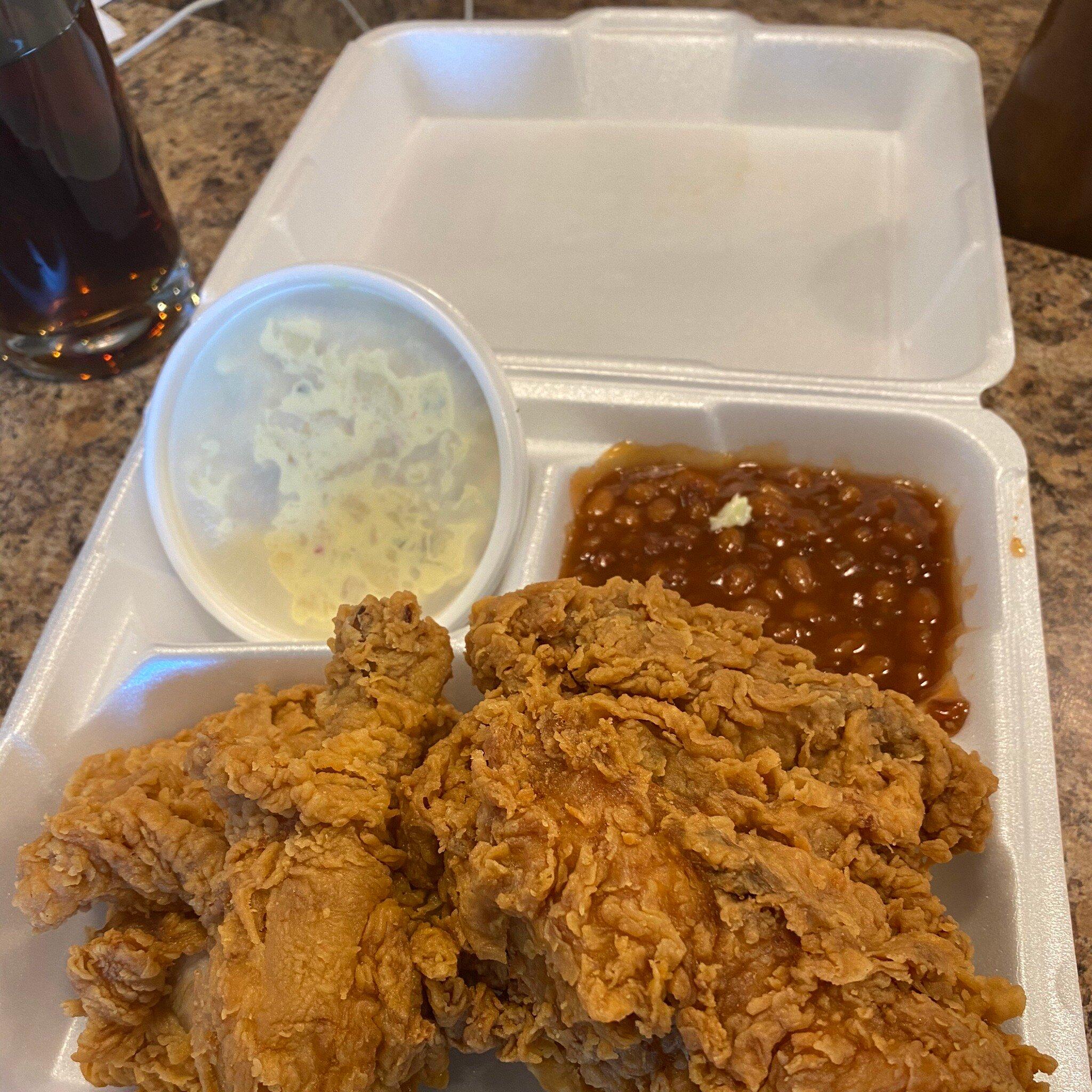 Lee's Famous Recipe Chicken