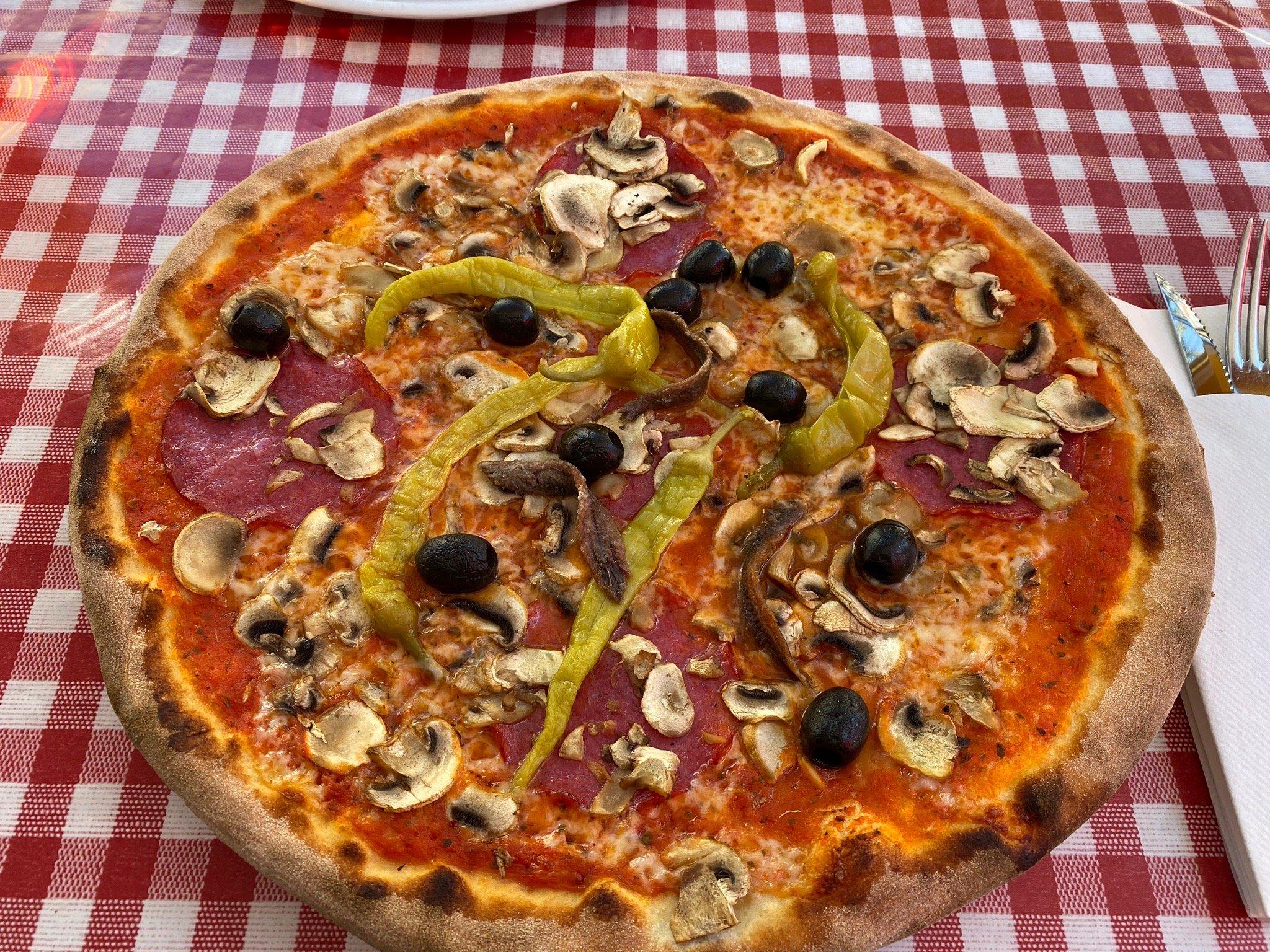 Trattoria La Famiglia