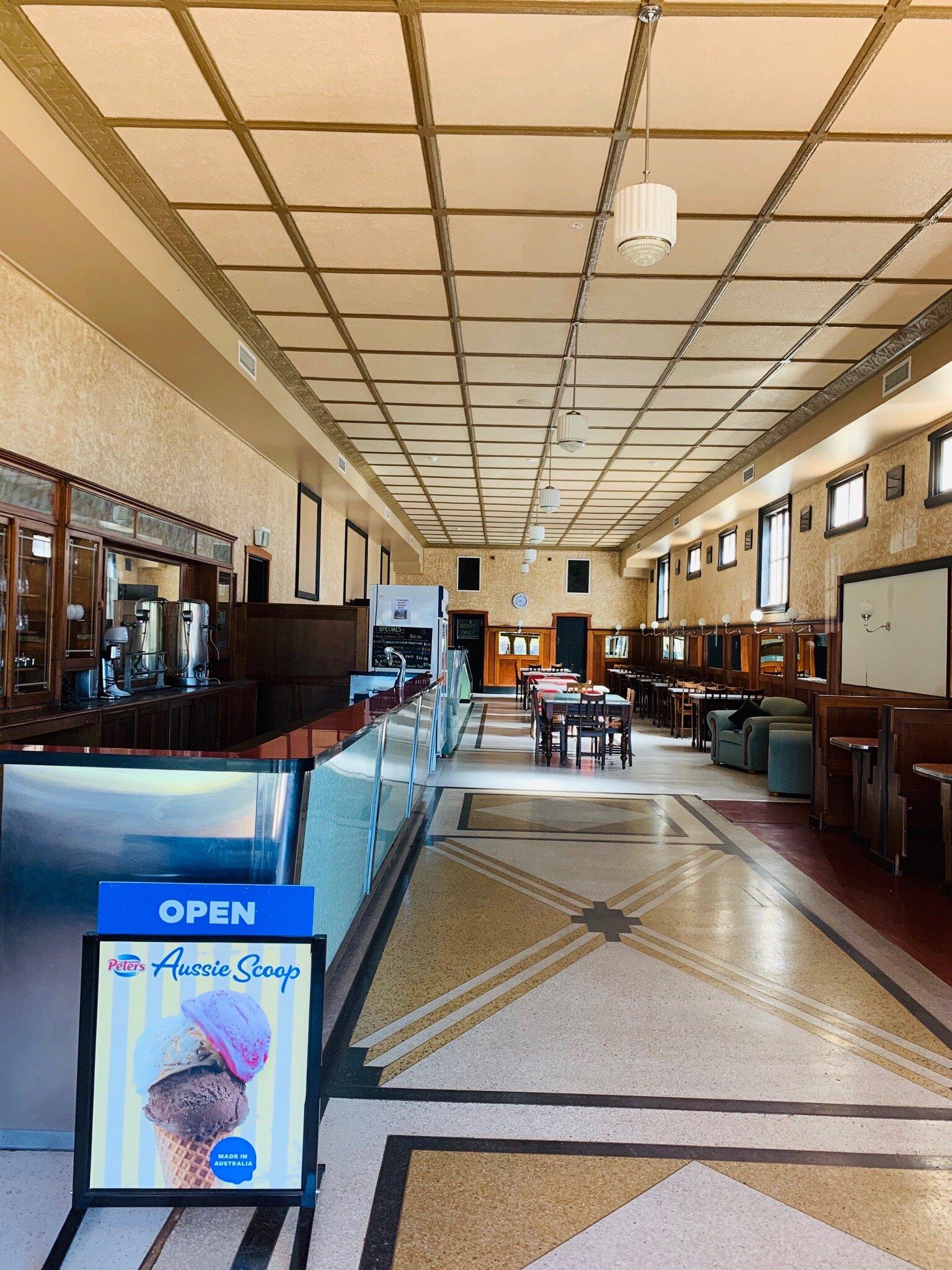 Riverside Caravan Park