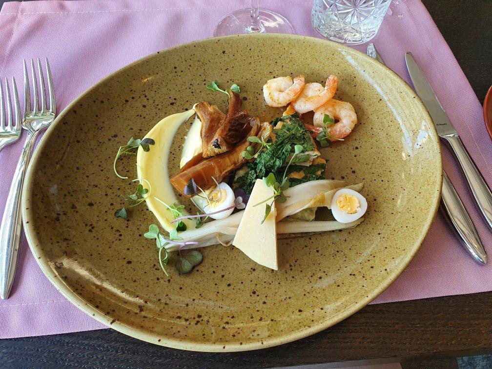 Sorella Dining & Cellar Club