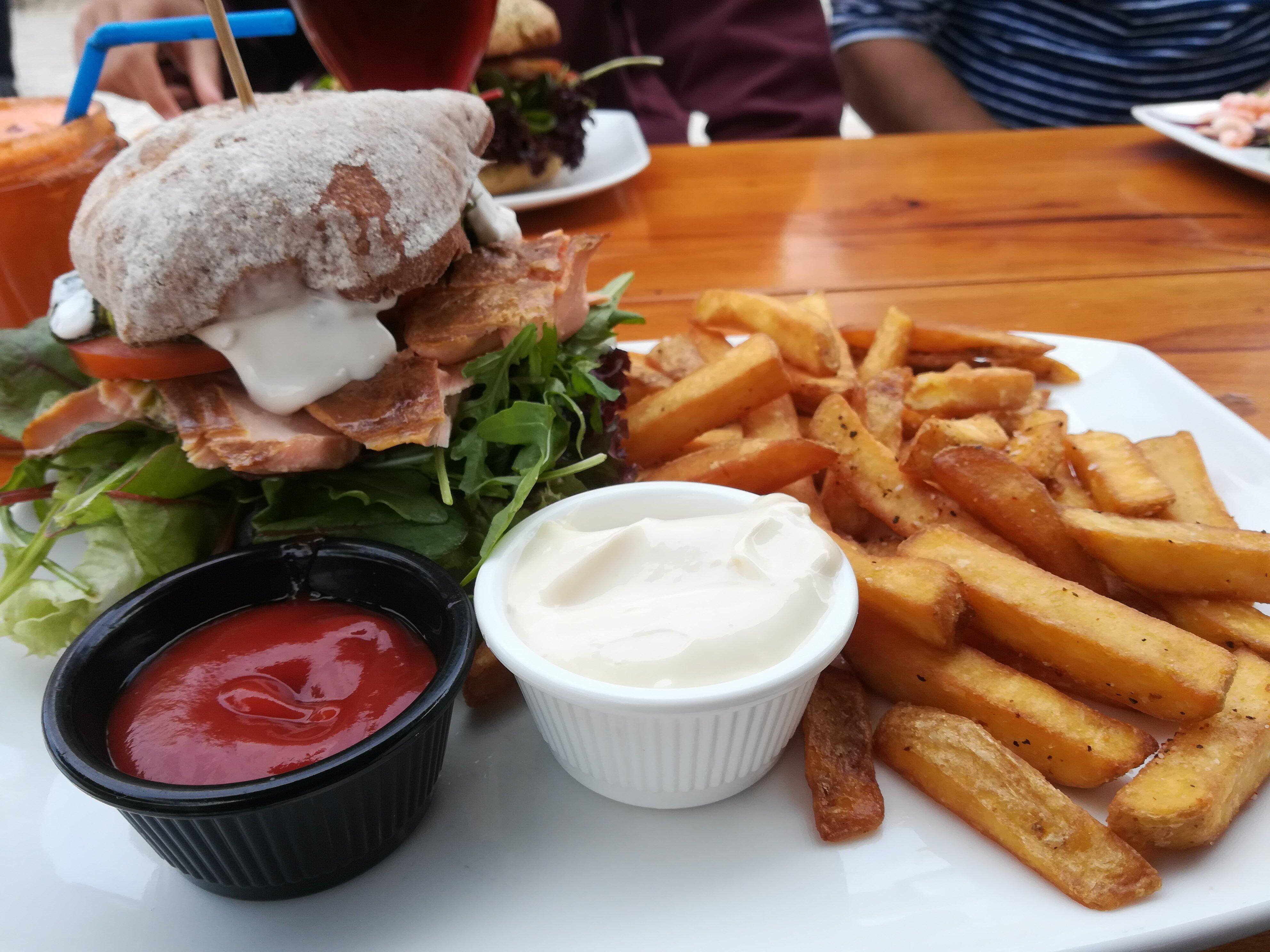 Ritz Cafe & Cocktailbar