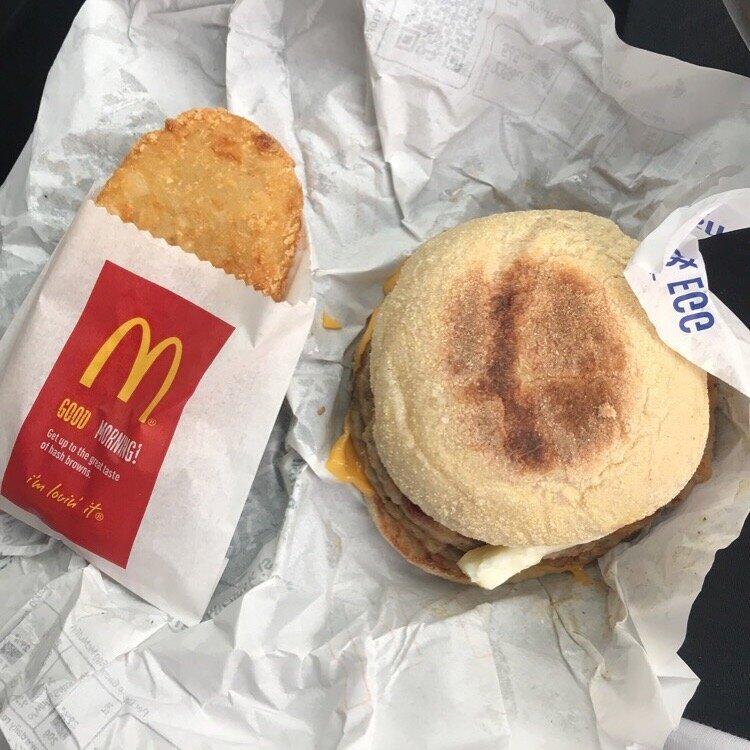 Photo by Whiterose1987