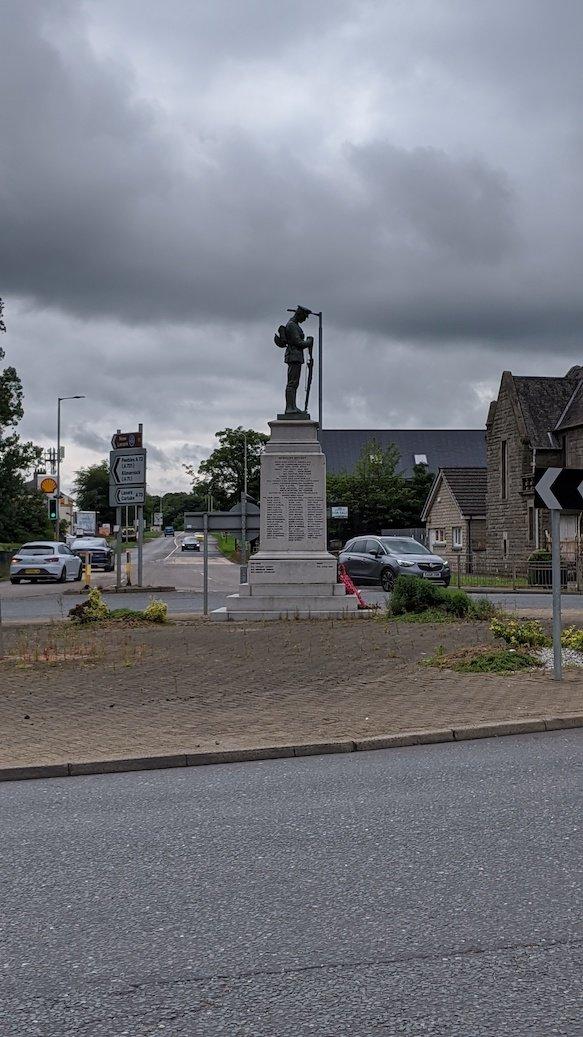 Newmains War Memorial